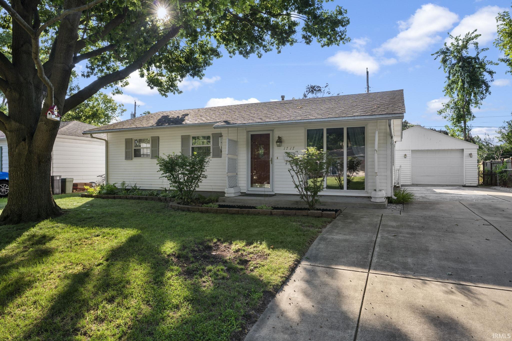 1717 Arlington Road