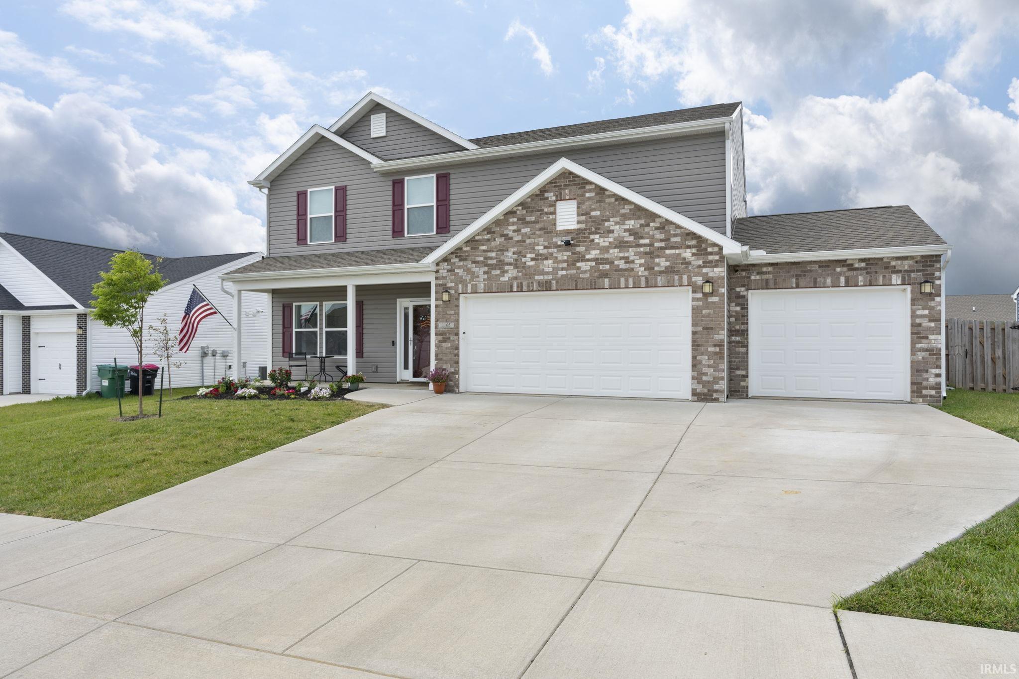 1165 Groom Lane