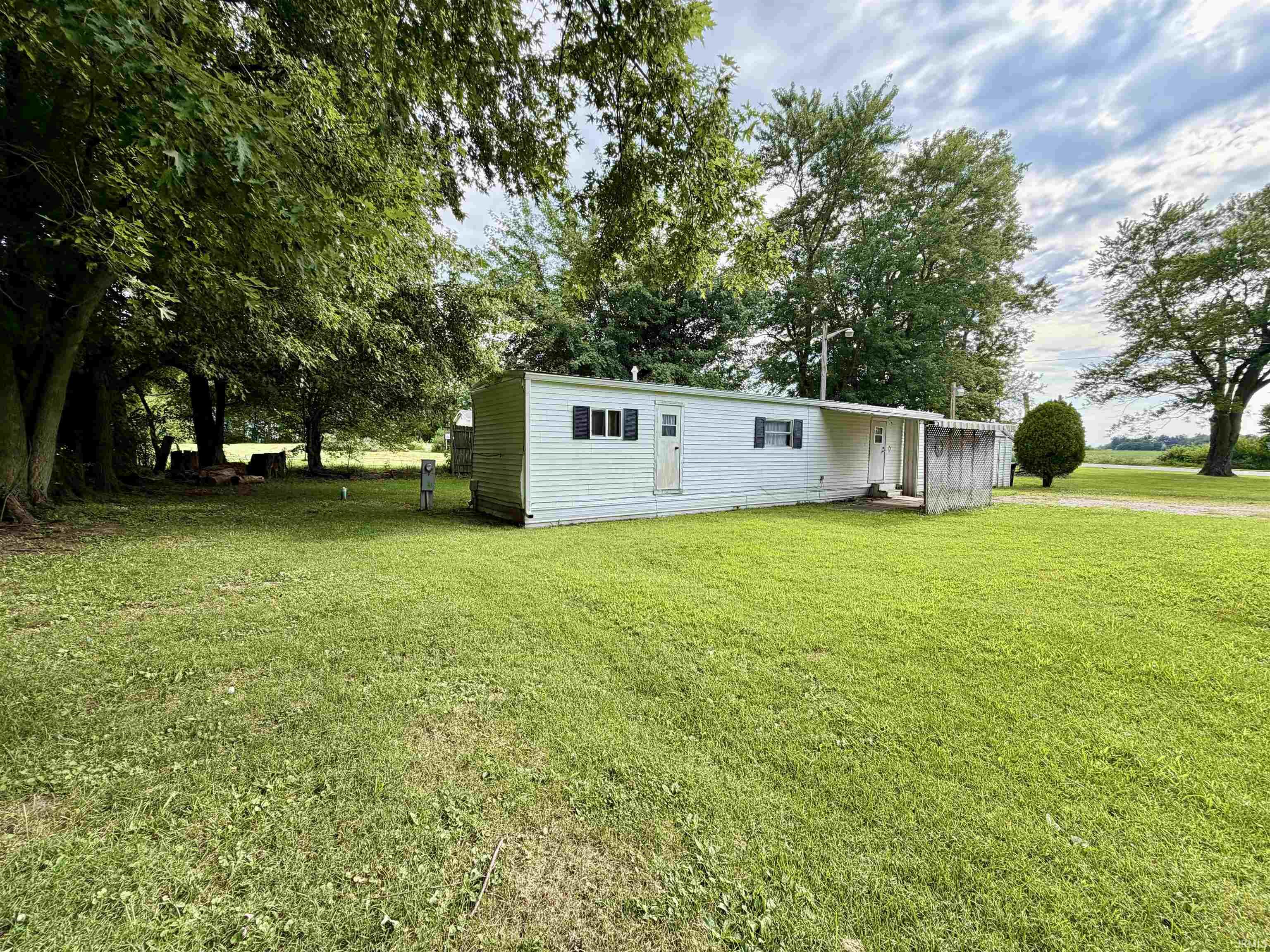 4727 W Old State Road 28 Highway