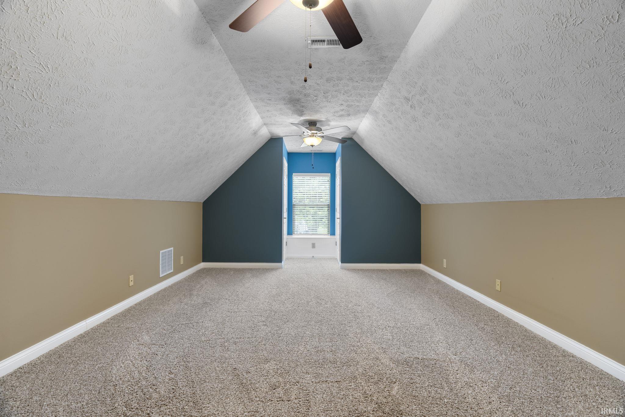 15 Kingfisher Circle