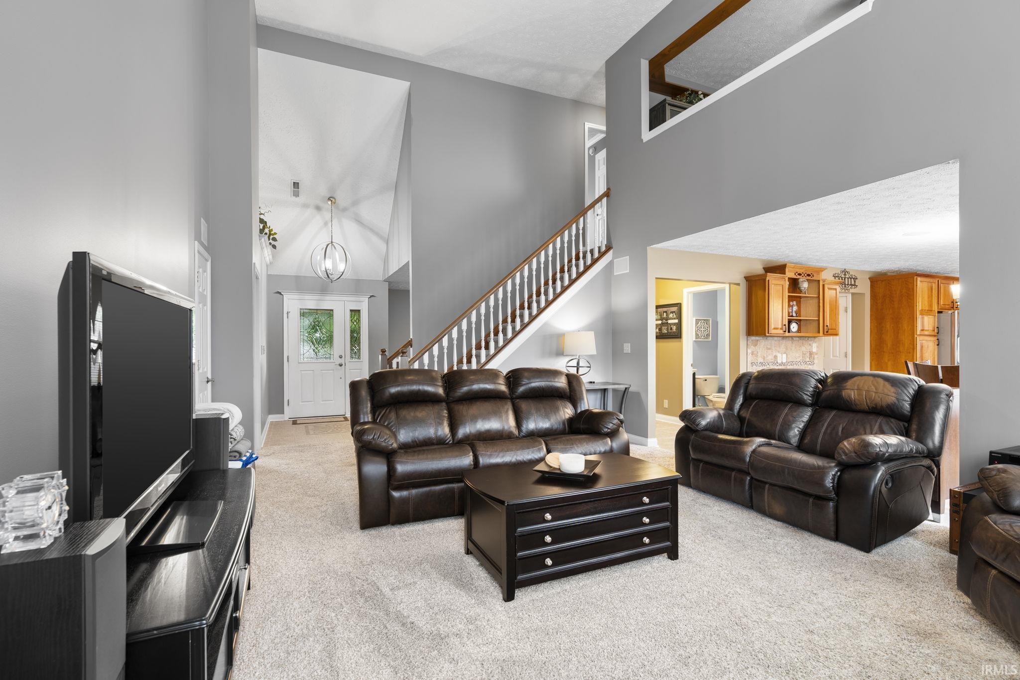 15 Kingfisher Circle