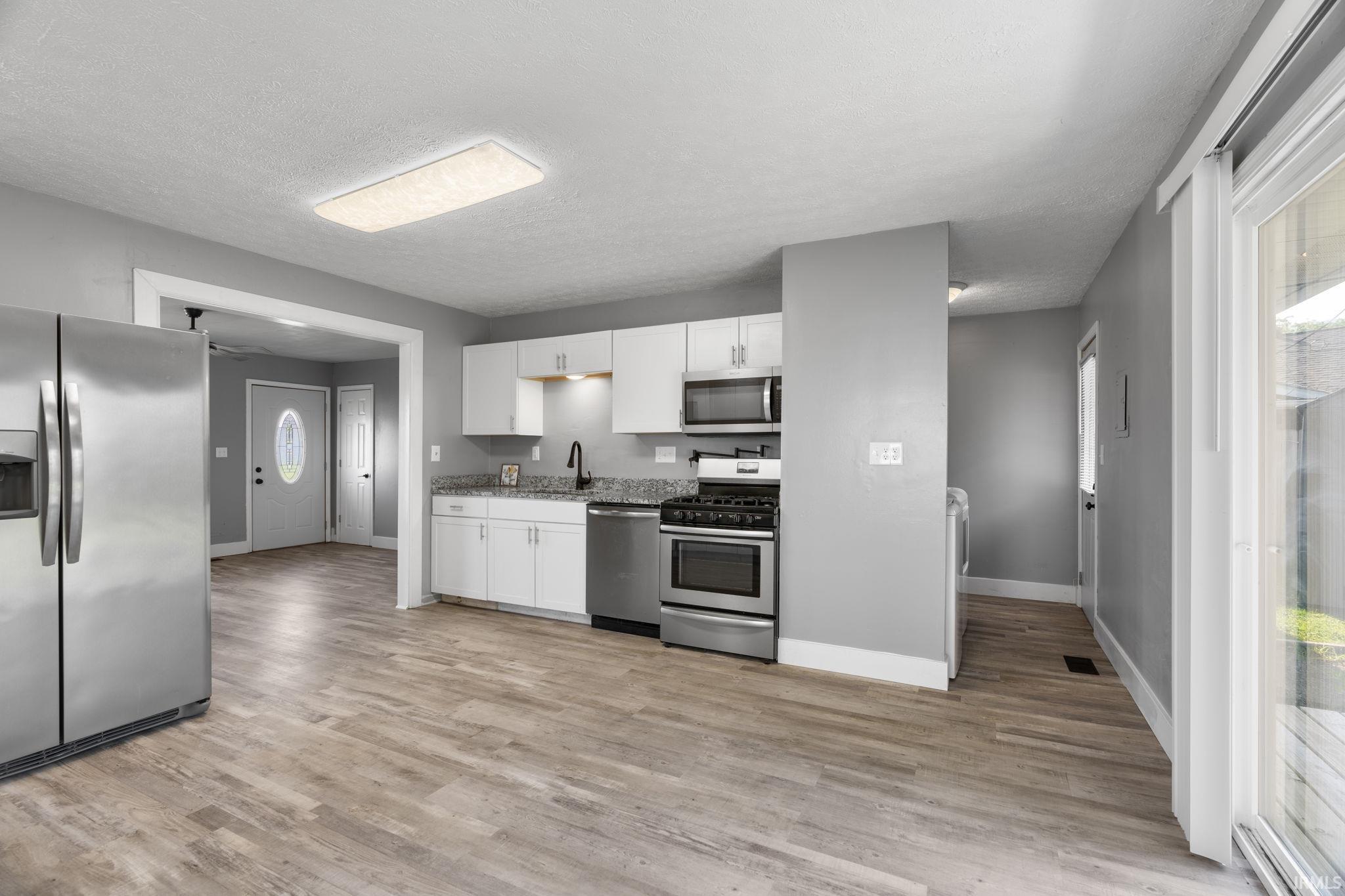 3605 Redondo Drive