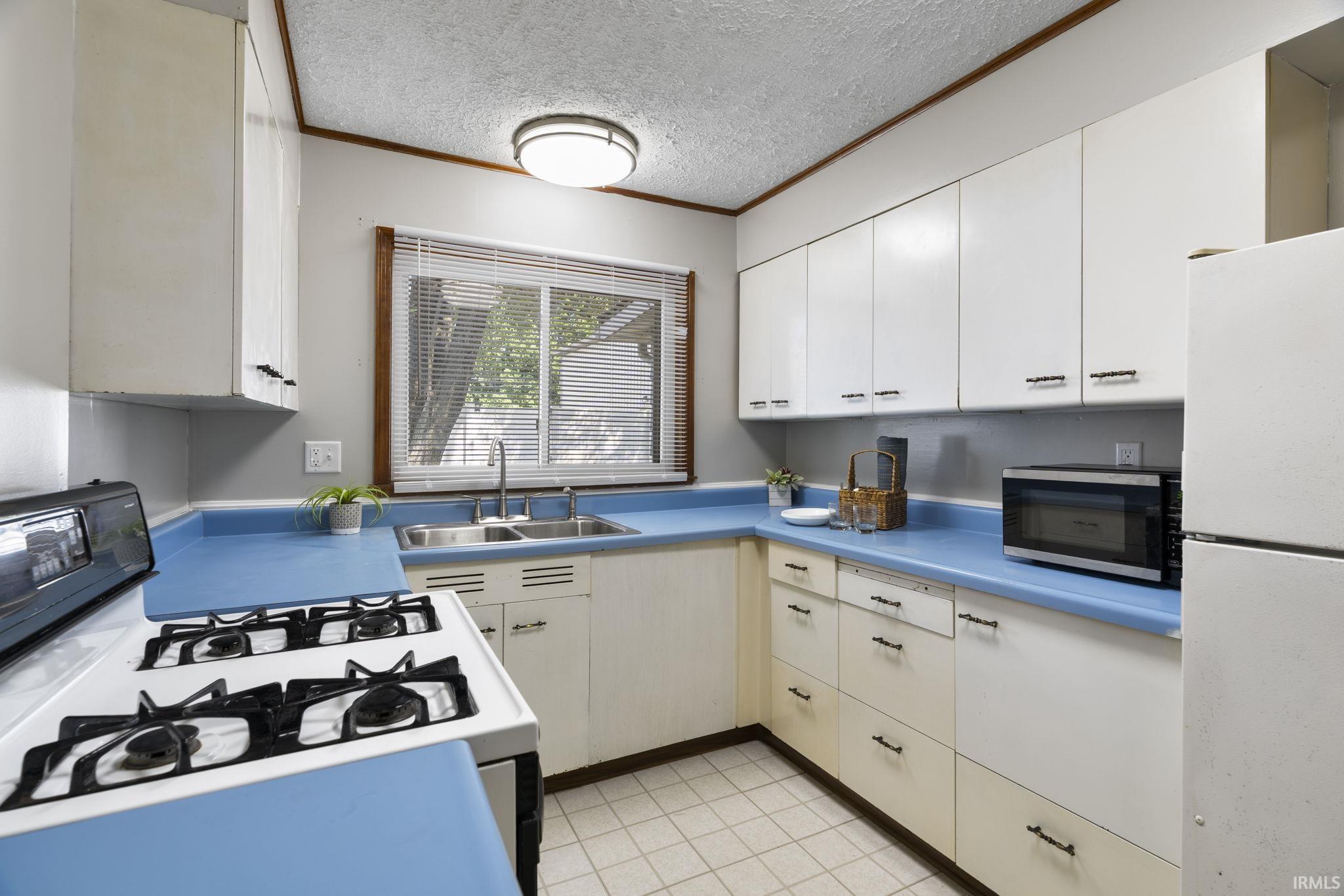 525 W Marion Street