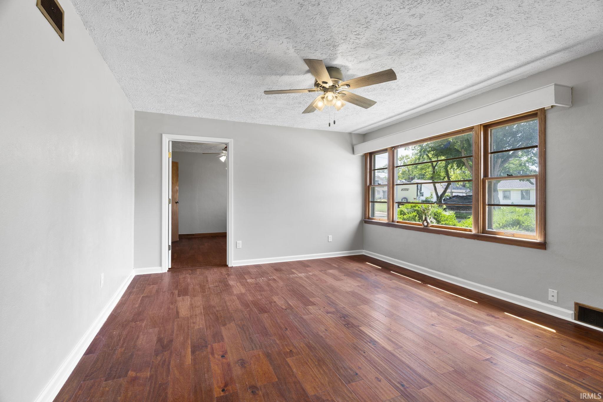 525 W Marion Street