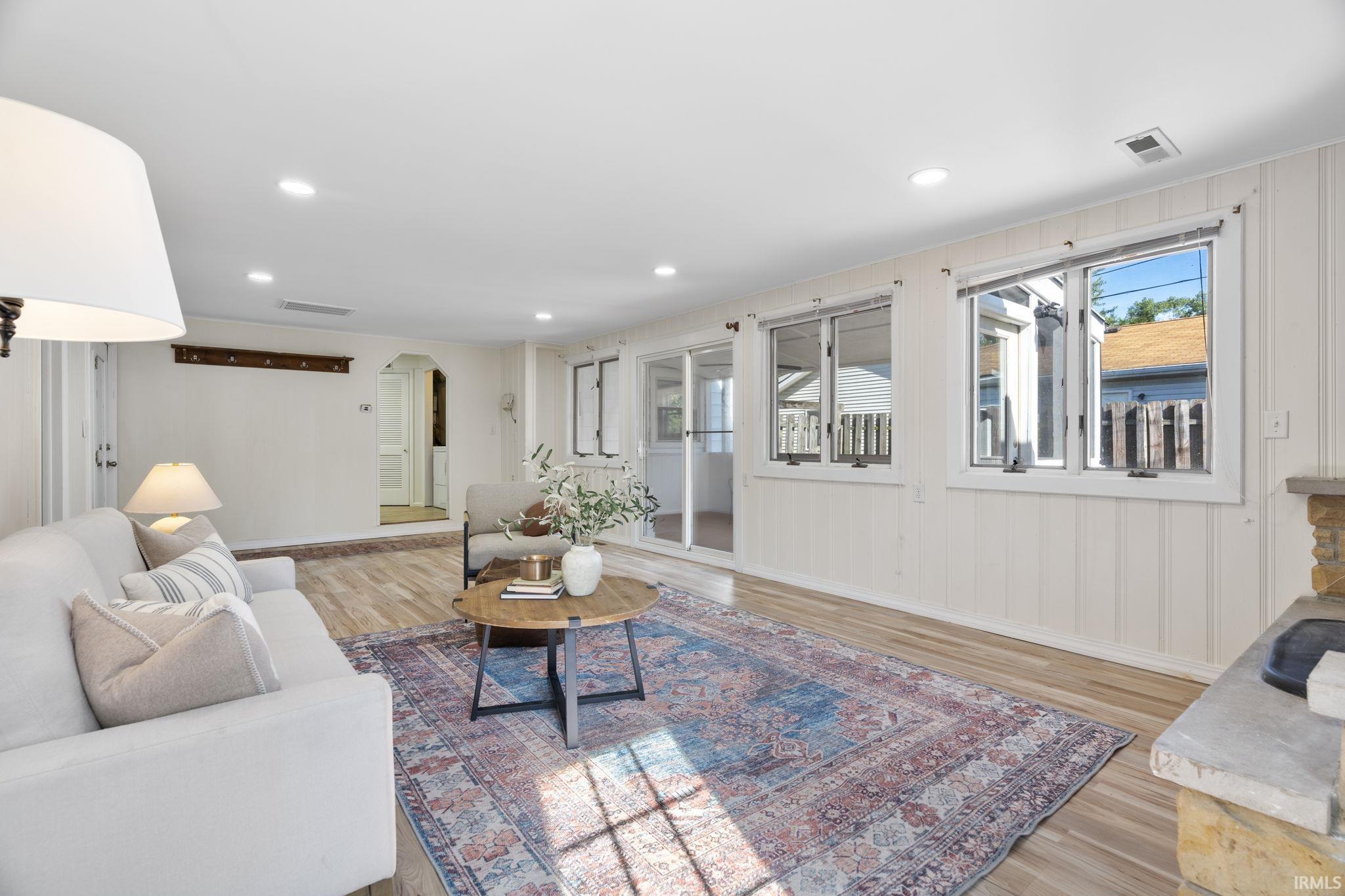 2421 Edgelea Drive