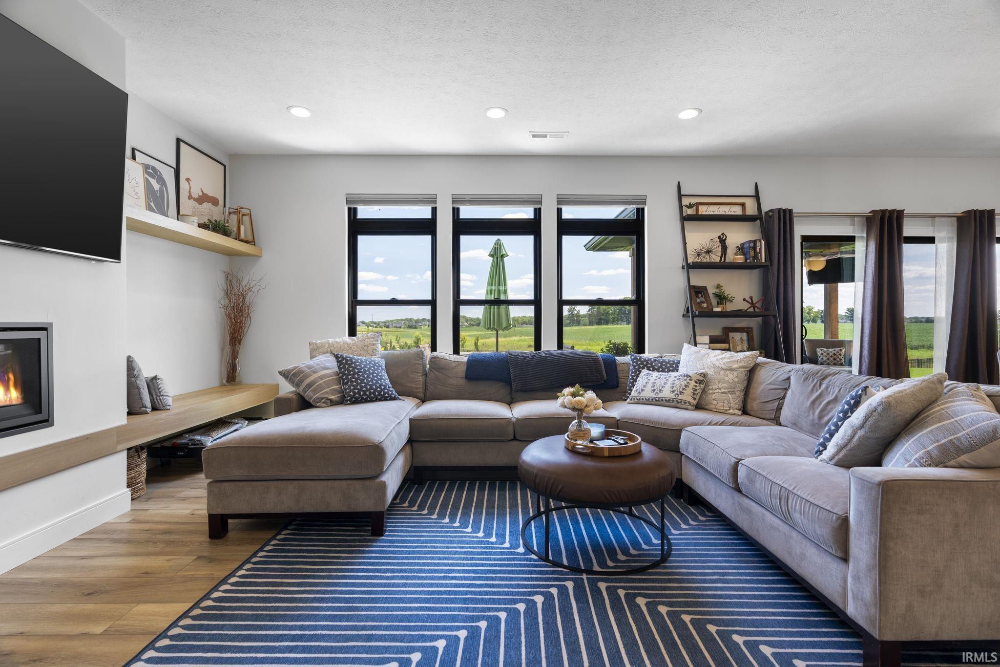 5293 Maize Drive