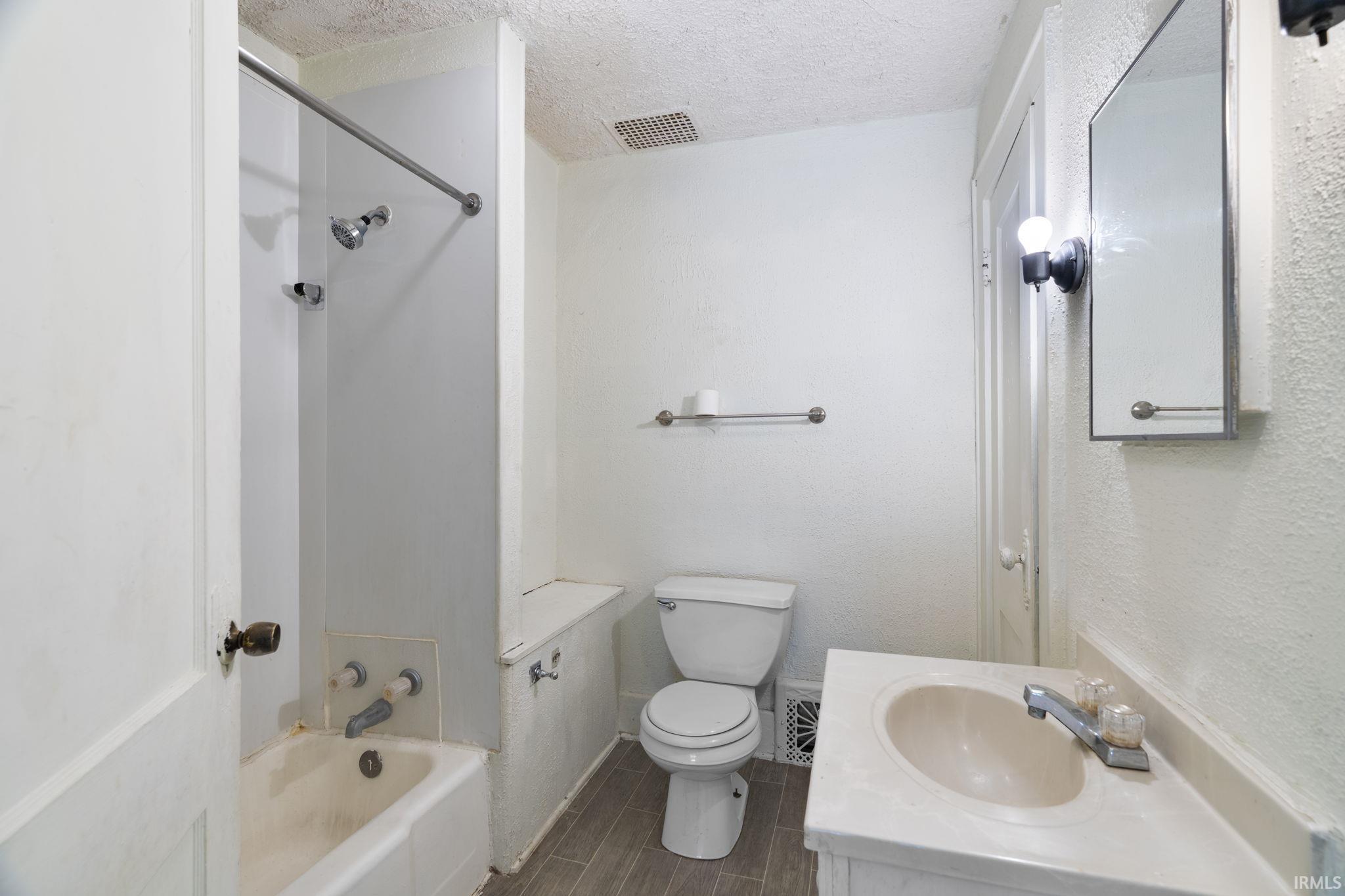 352 - 354 E South Street