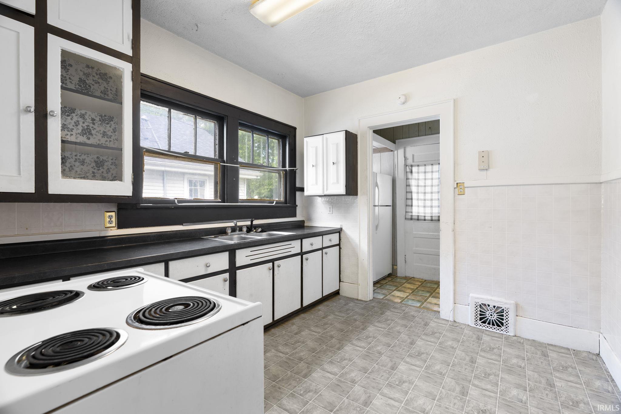 352 - 354 E South Street