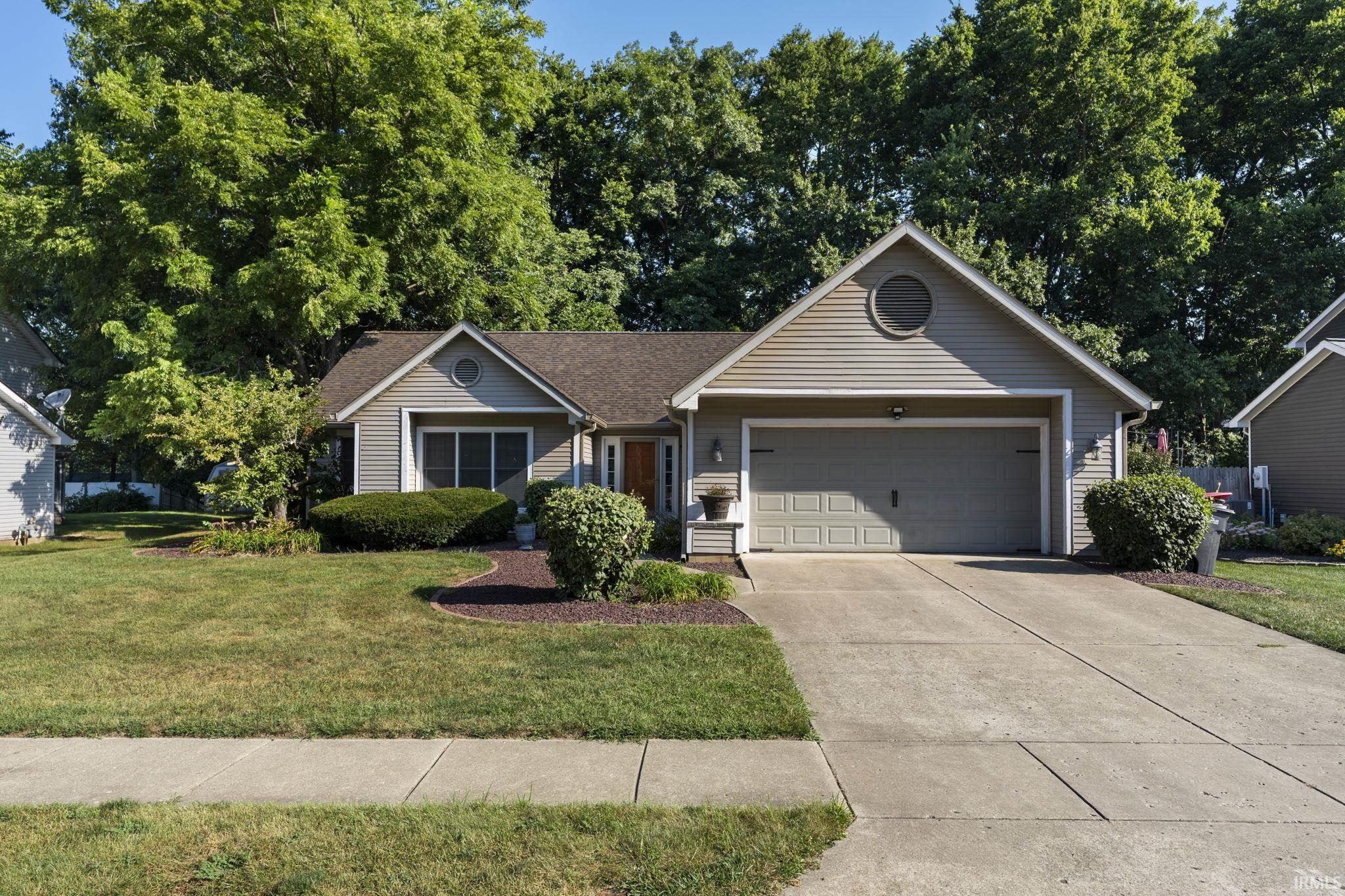 710 Bur Oak W Court