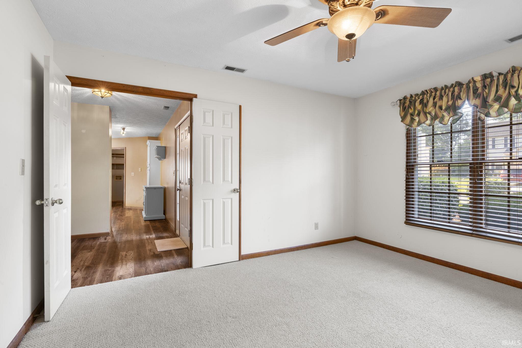 710 Bur Oak W Court
