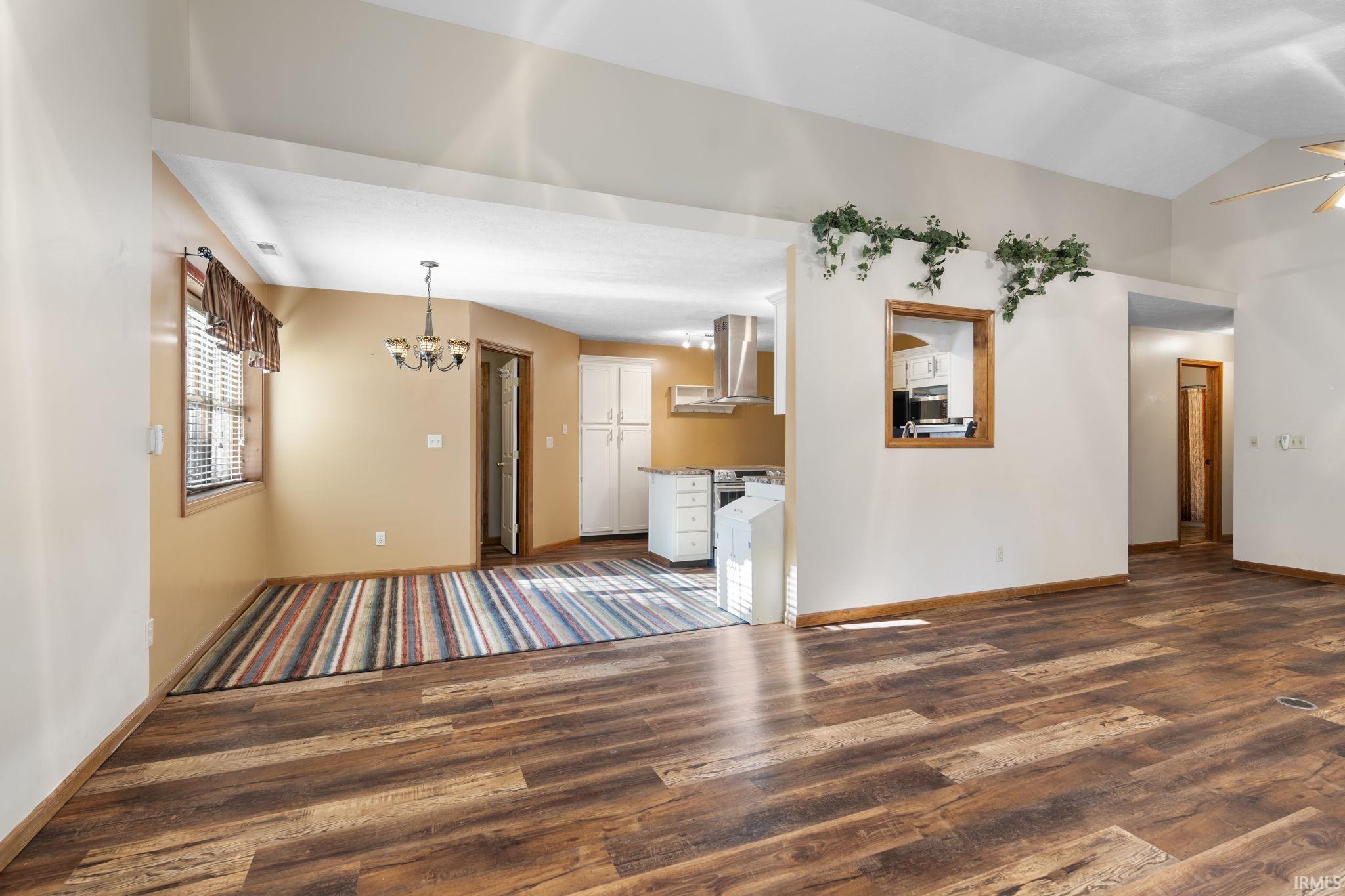 710 Bur Oak W Court