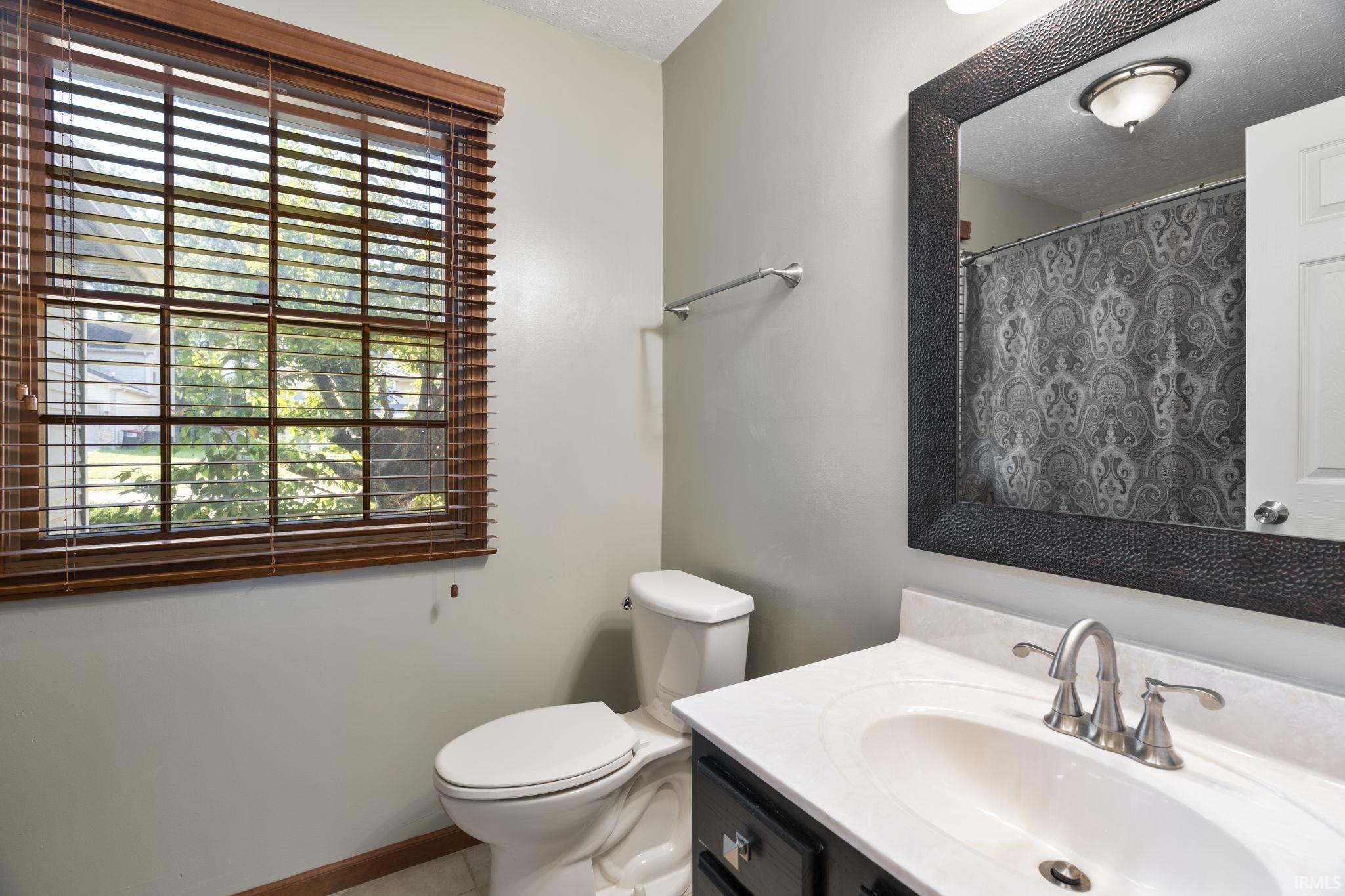 710 Bur Oak W Court