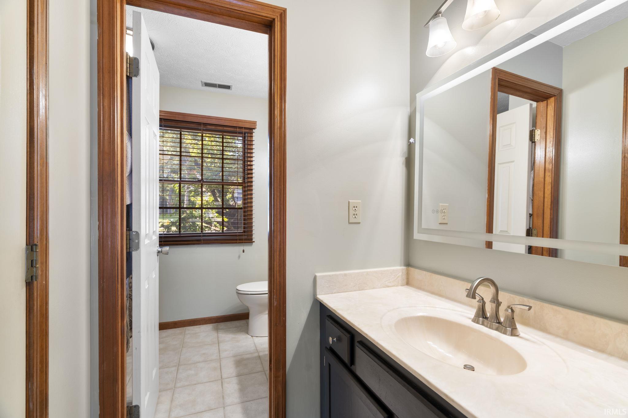 710 Bur Oak W Court