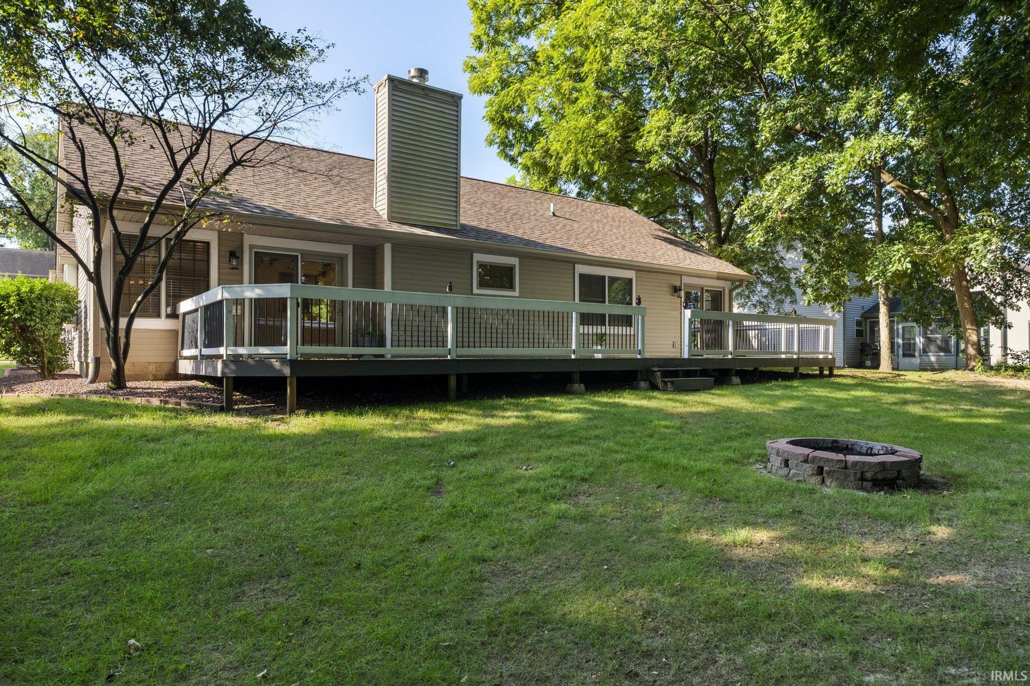 710 Bur Oak W Court