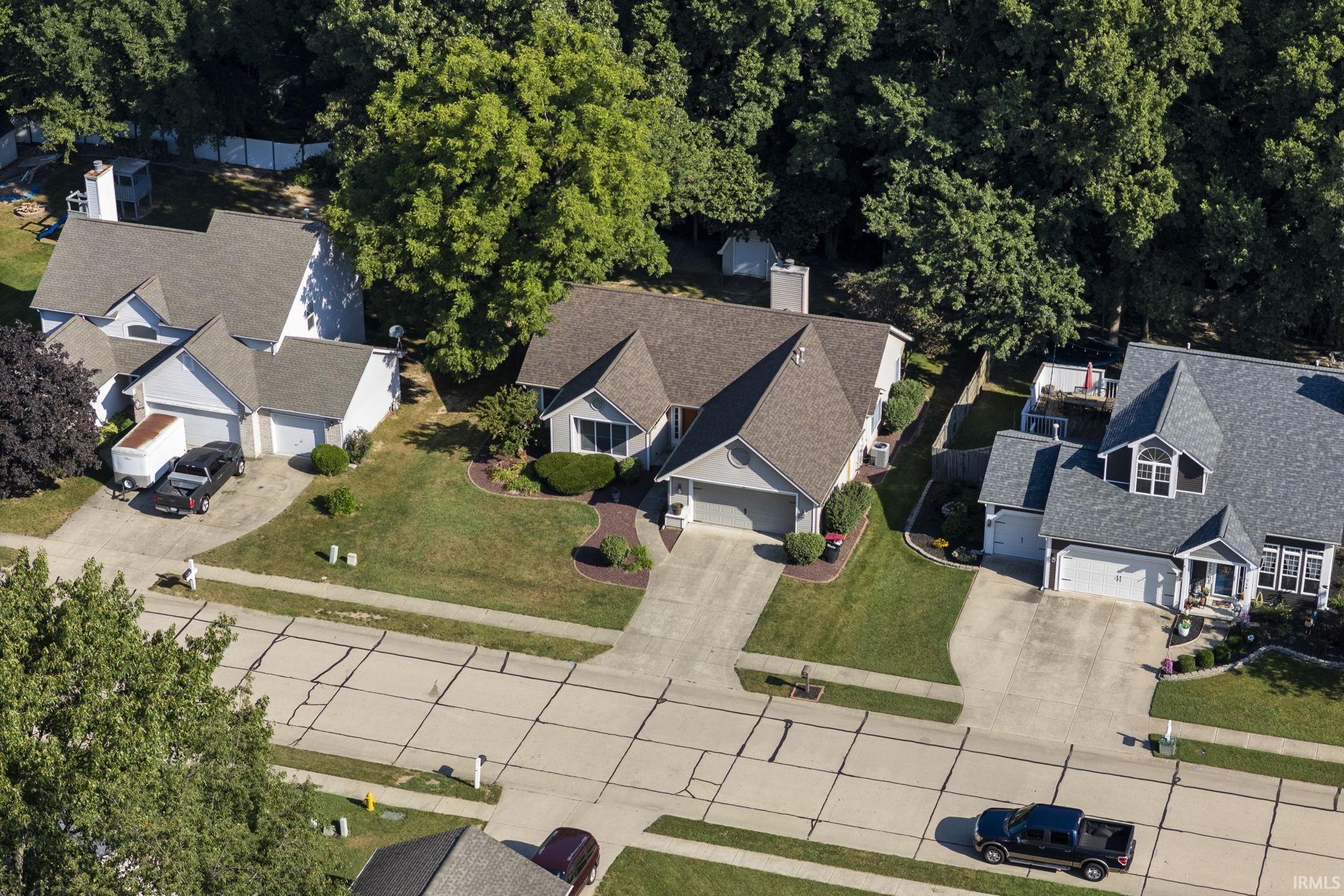 710 Bur Oak W Court