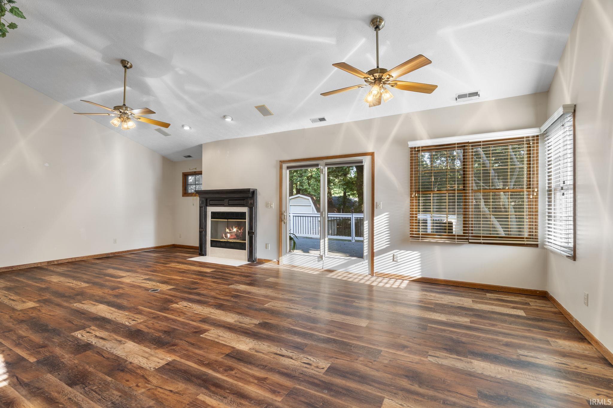 710 Bur Oak W Court