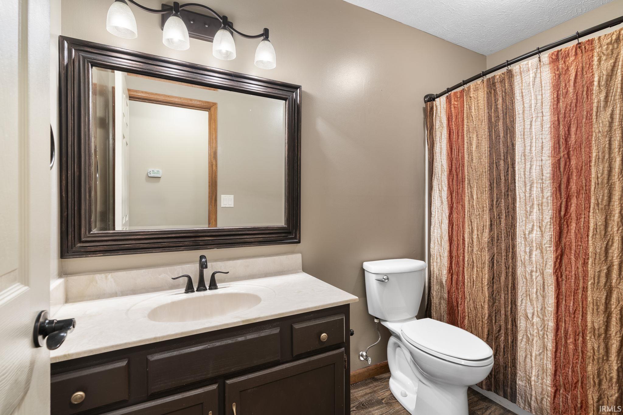 710 Bur Oak W Court