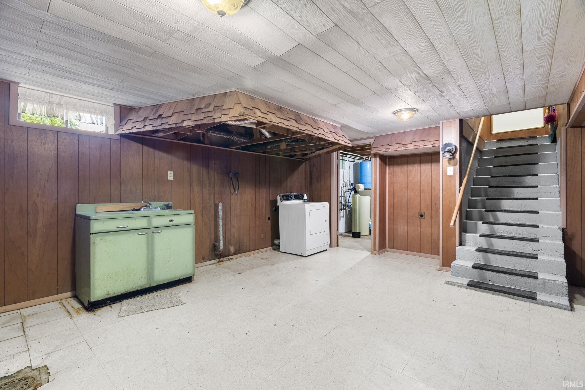 602 Macy Drive