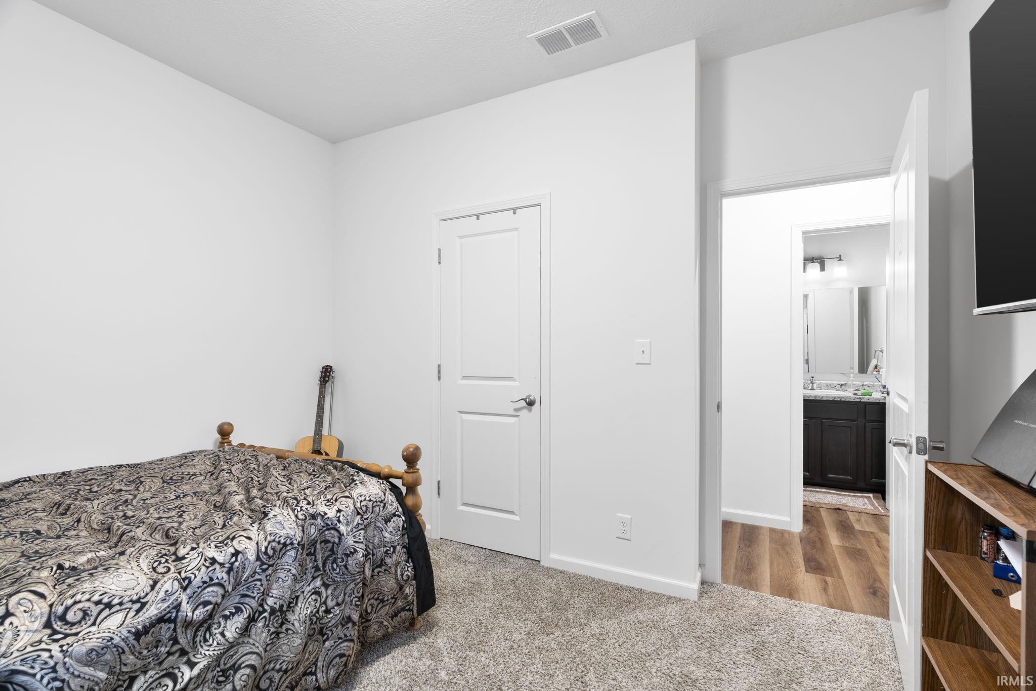 301 Folkston Way