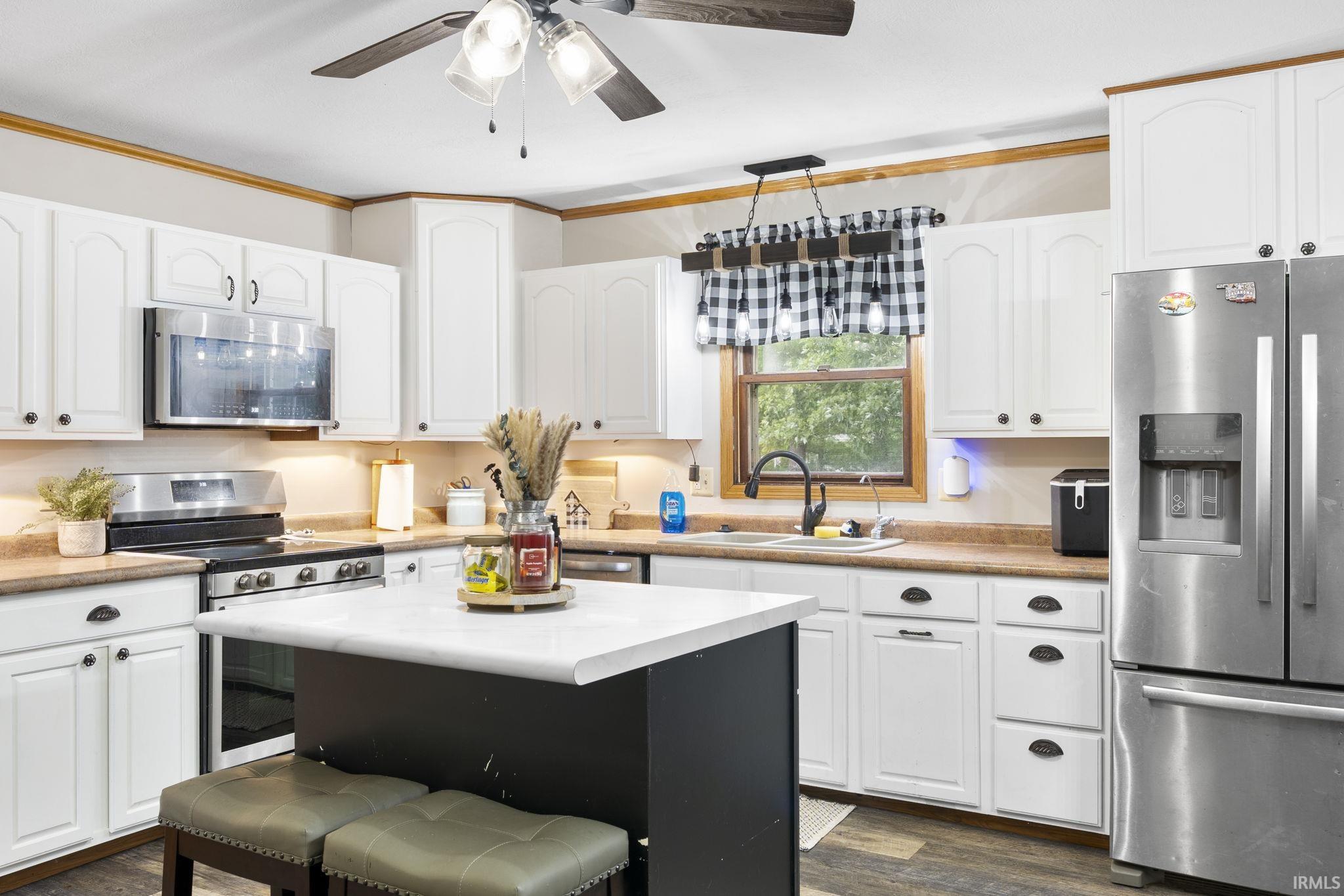 1432 S County Road 200 W