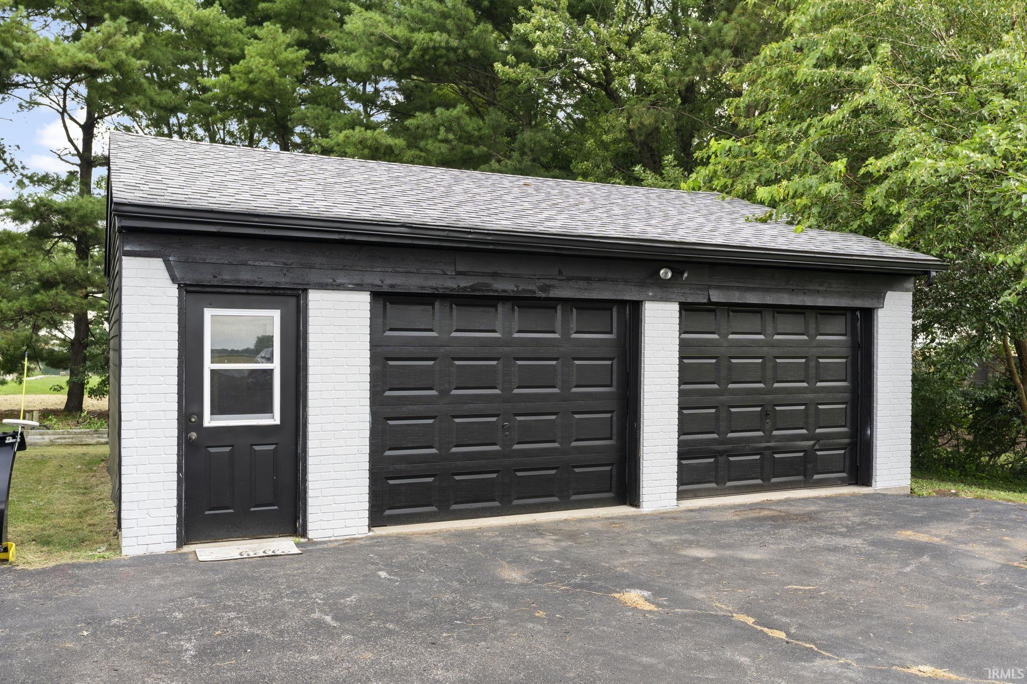 1432 S County Road 200 W