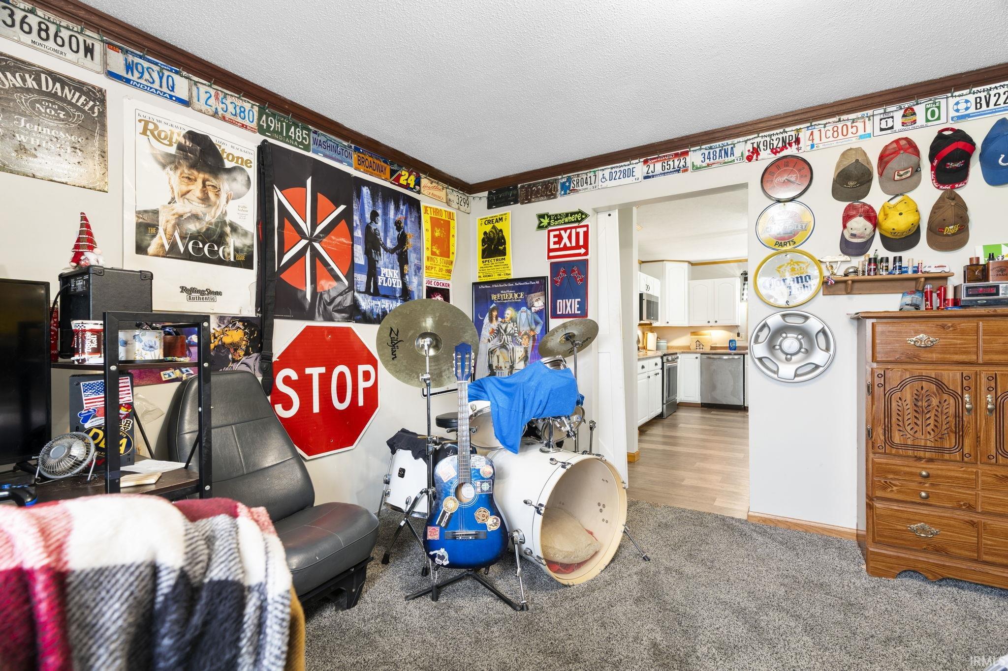 1432 S County Road 200 W