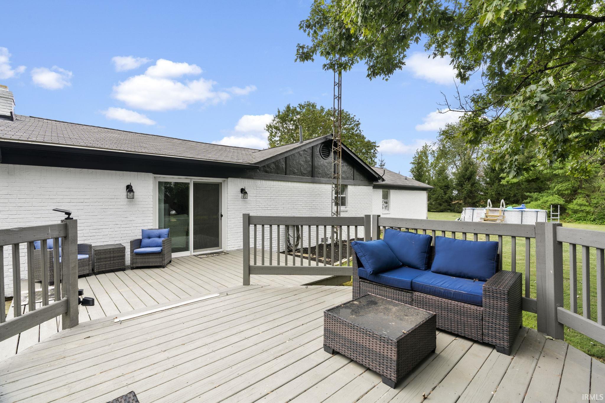 1432 S County Road 200 W