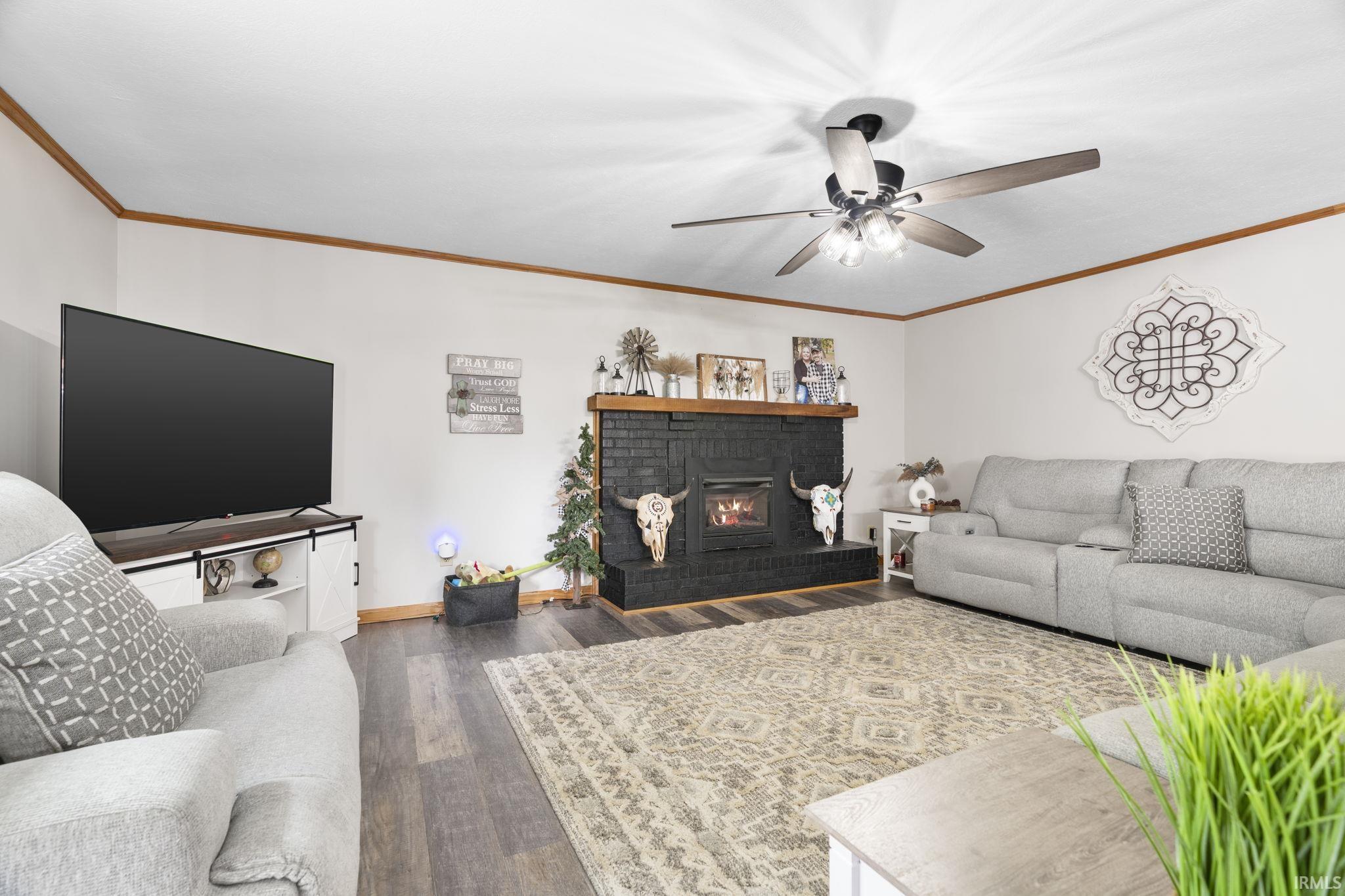 1432 S County Road 200 W