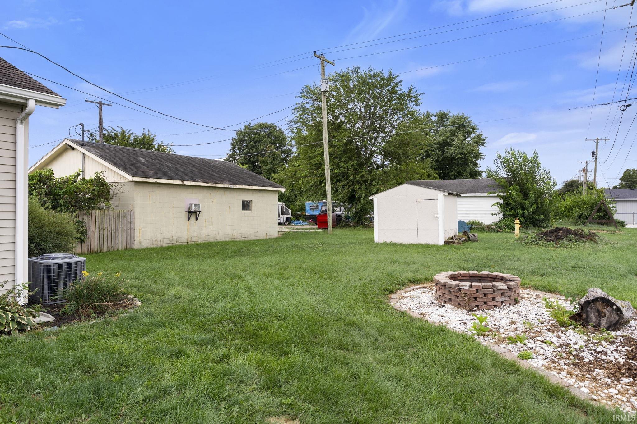 107 N Wood Street