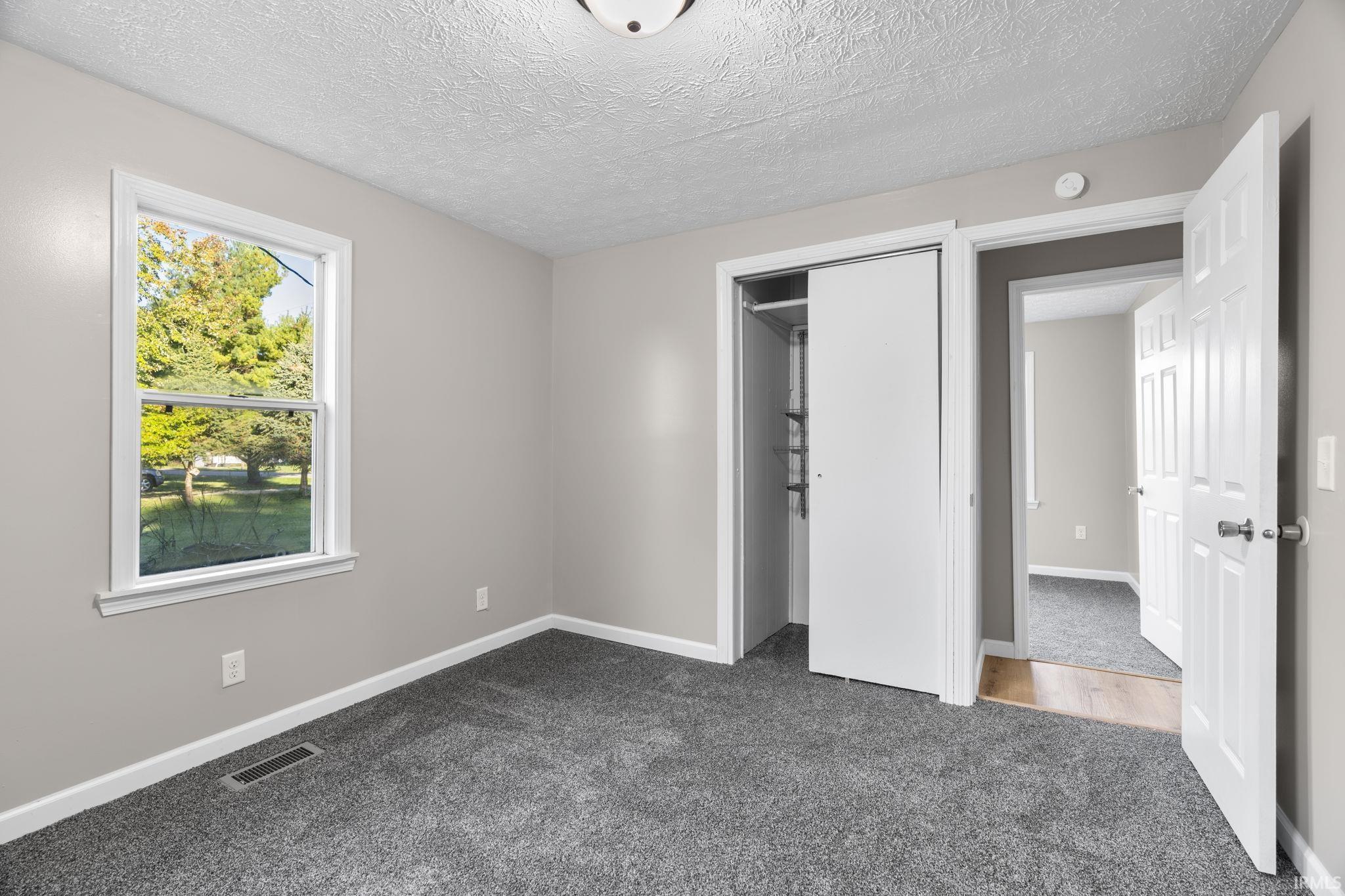 9193 E County Road 600