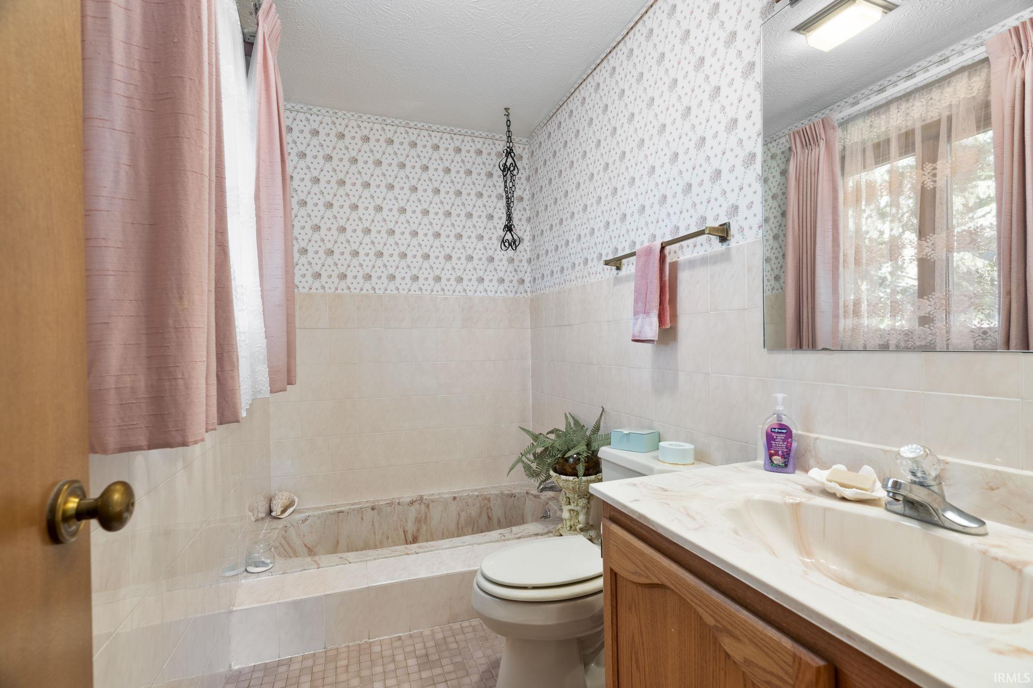 8402 Timber Lane