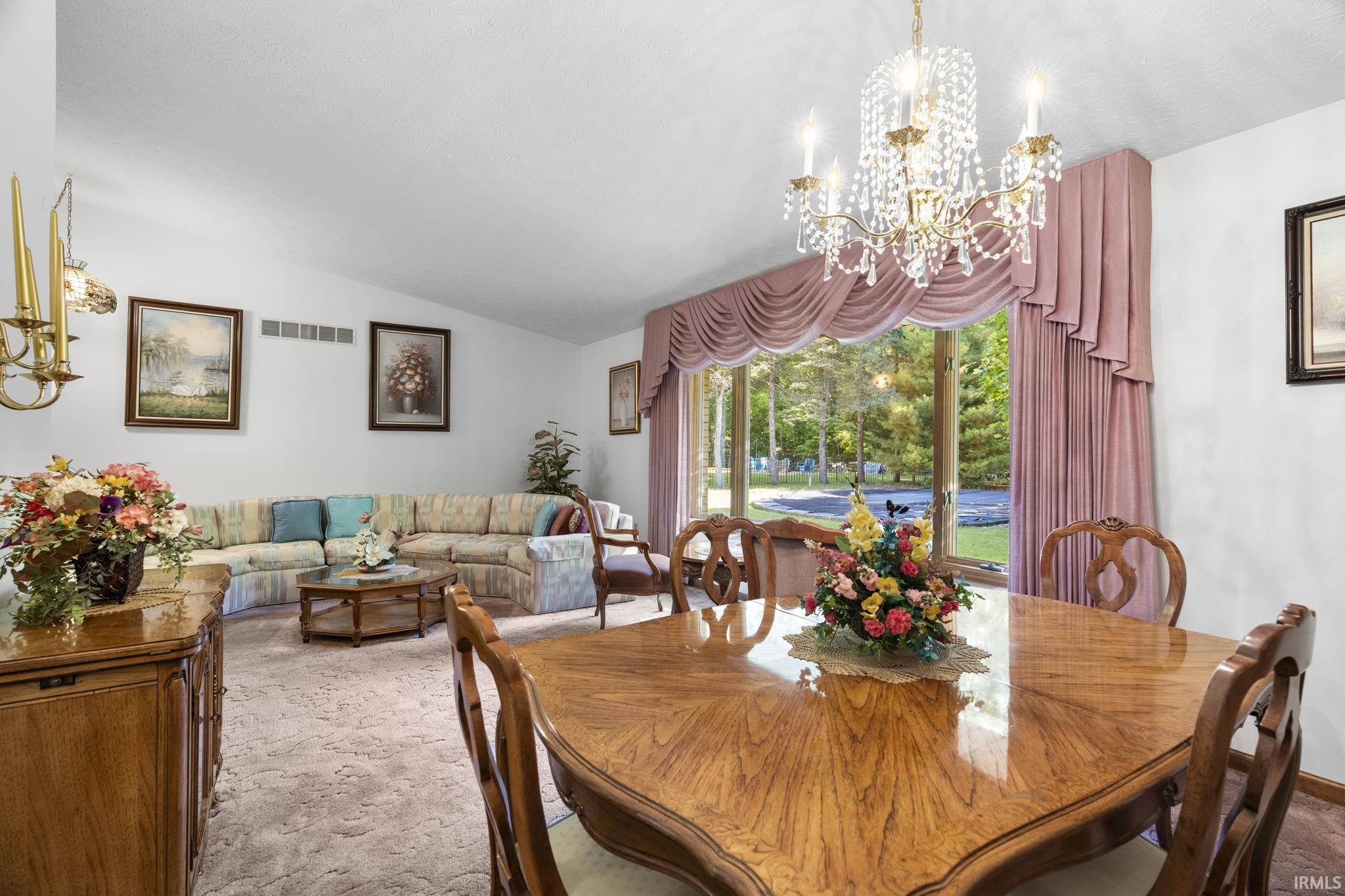 8402 Timber Lane