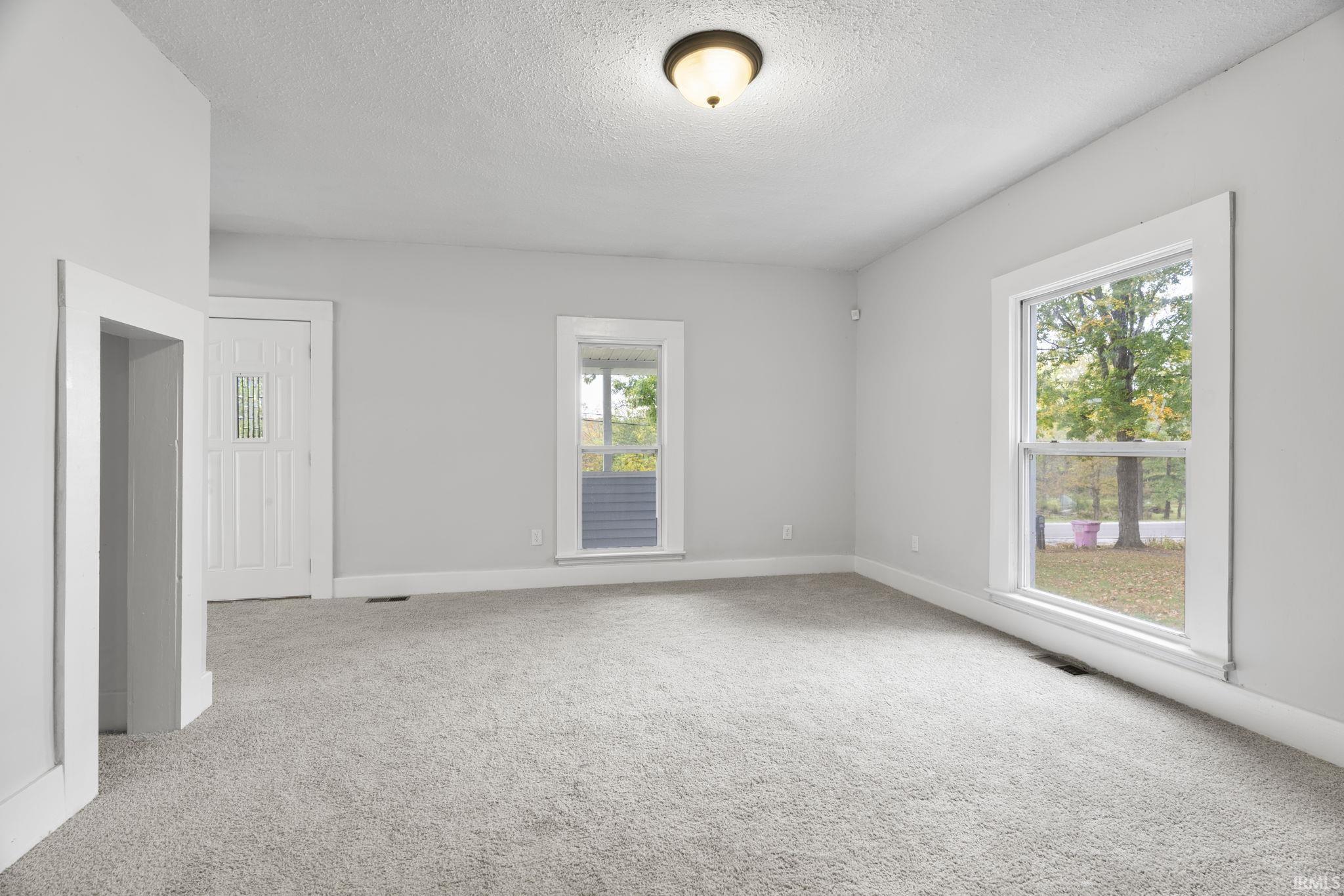 2672 S Stringtown Road