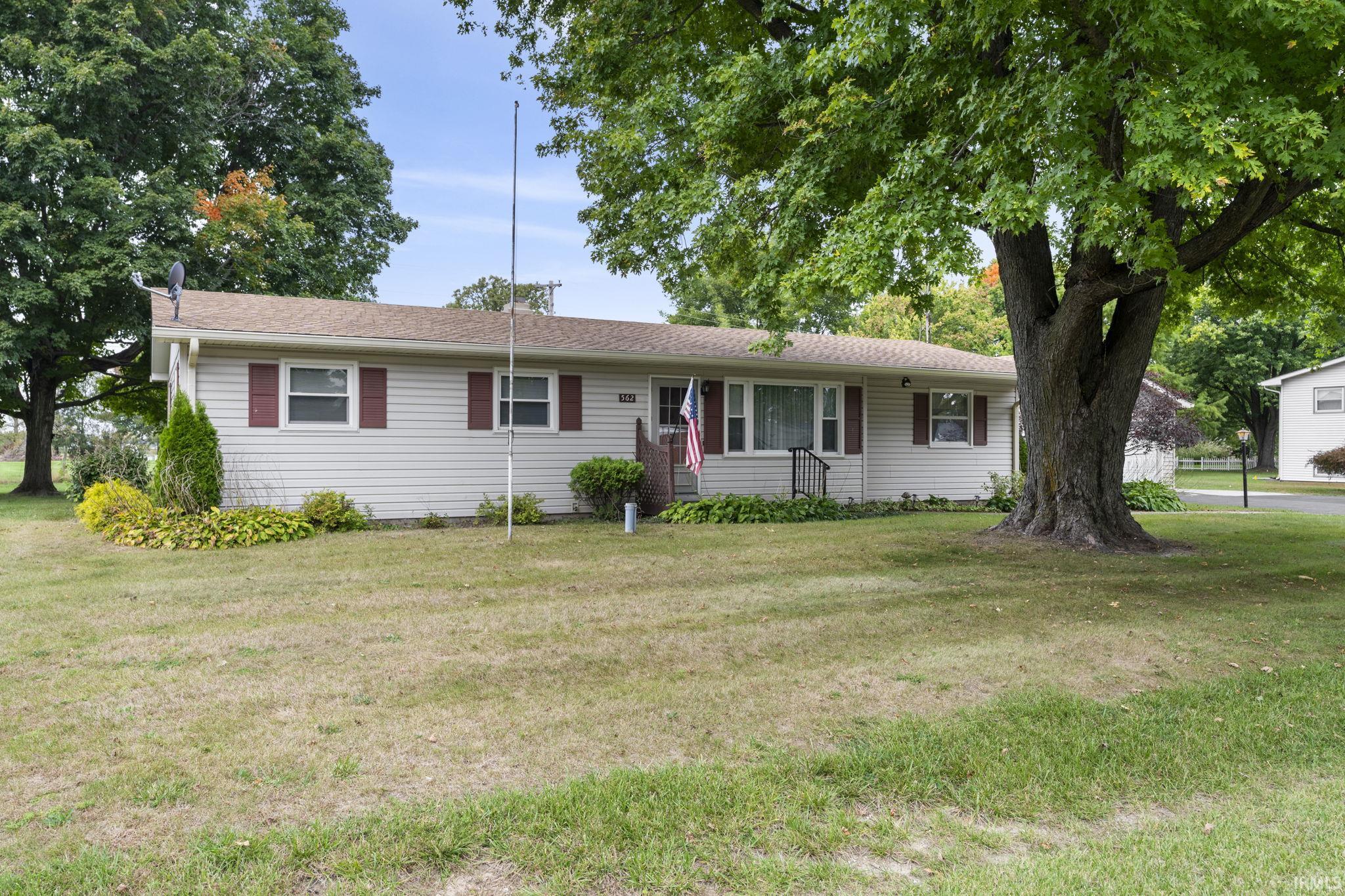562 S Meadow Lane W Drive