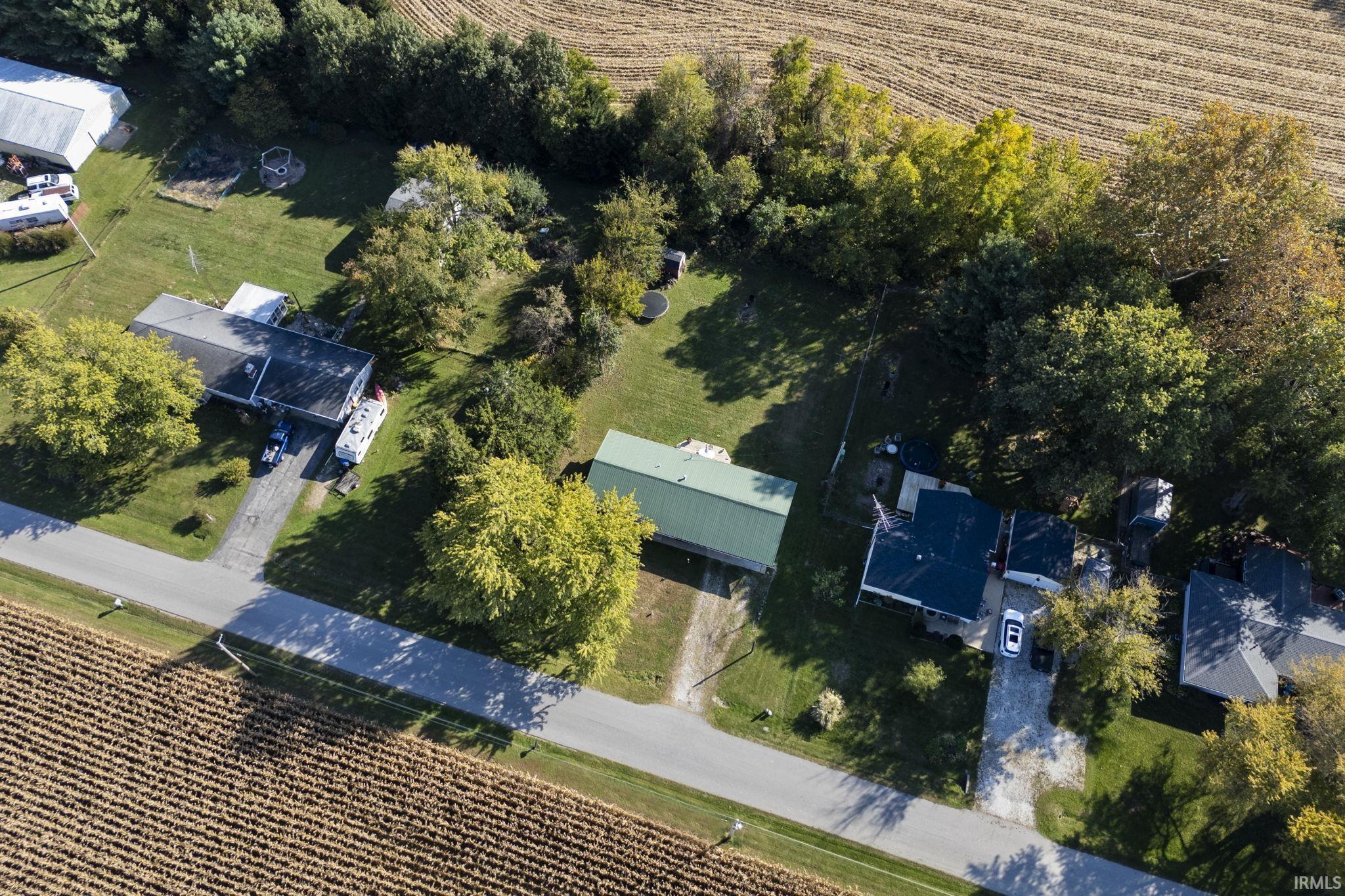 5203 E 400 N