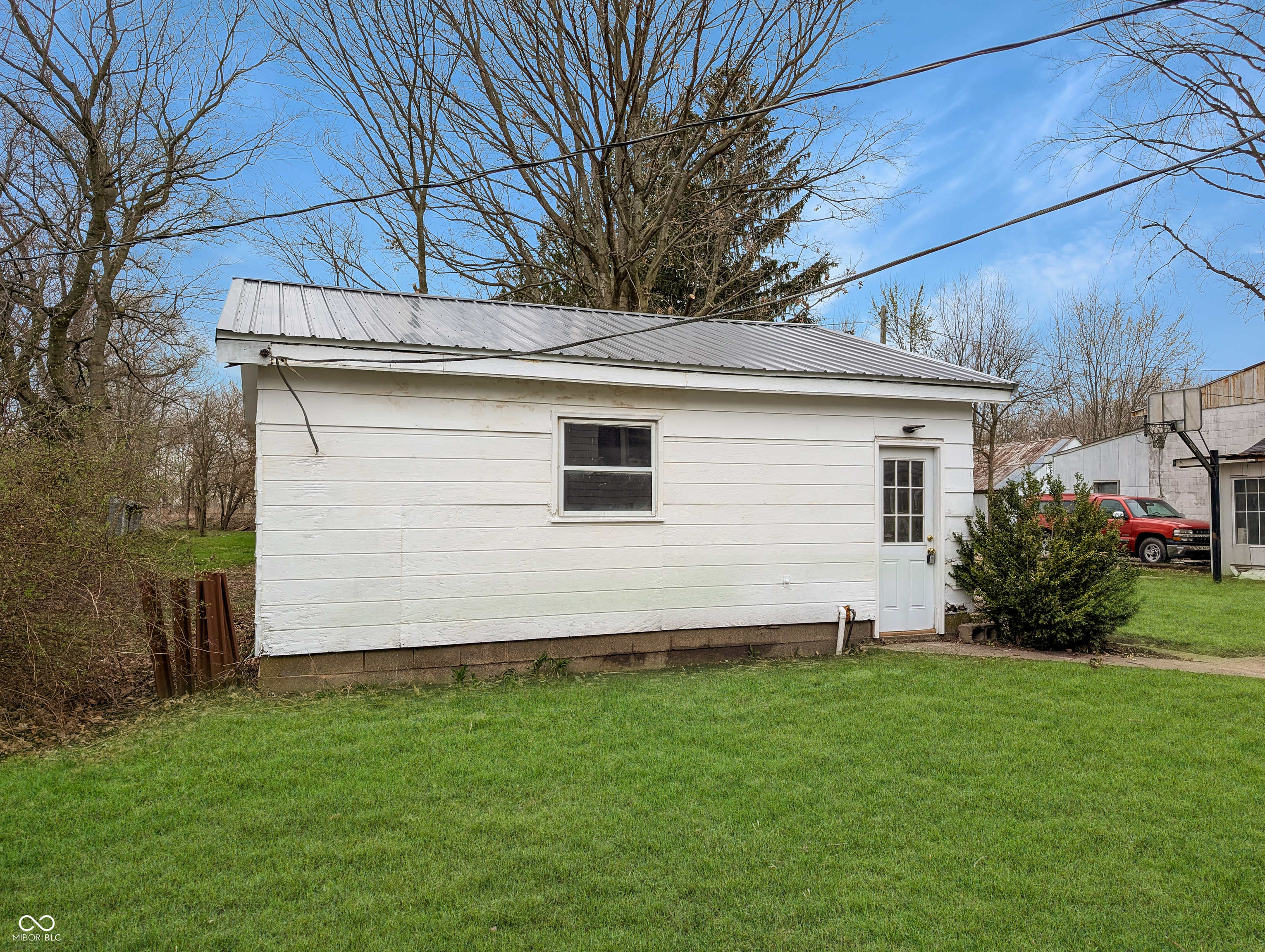 5854 N County Road 930 E