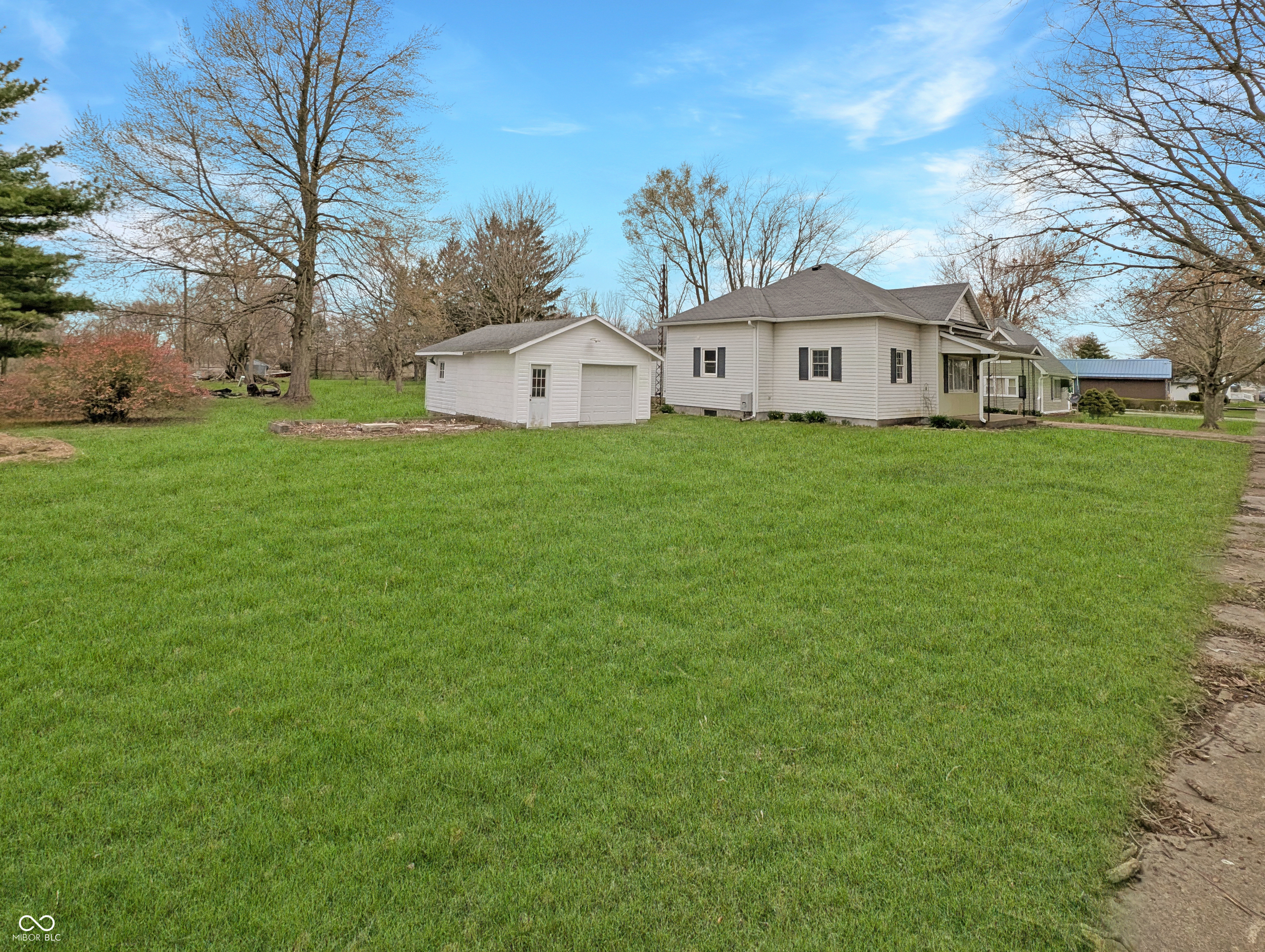 5854 N County Road 930 E