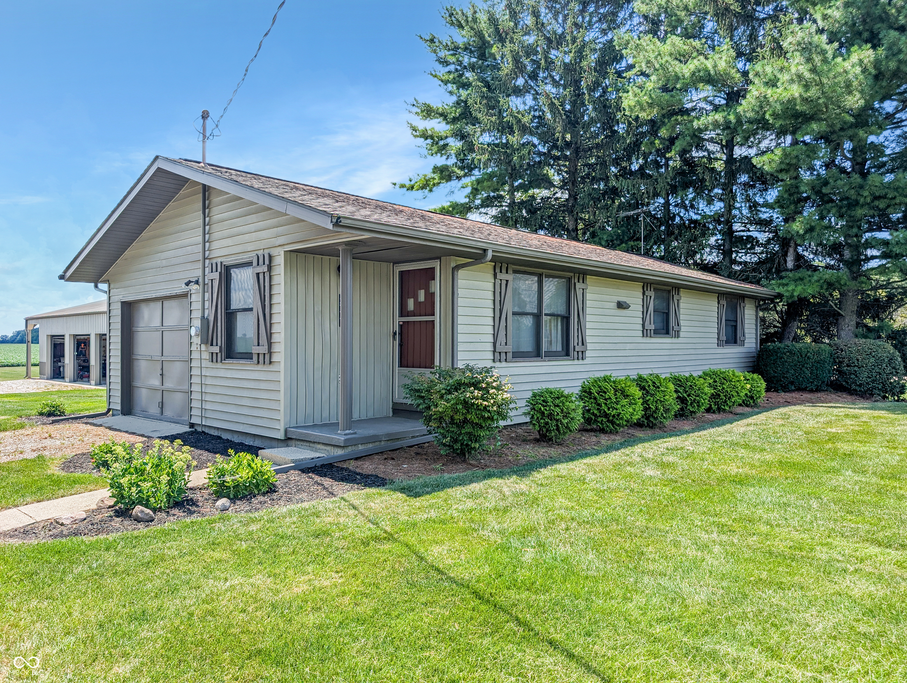 2775 E State Road 28