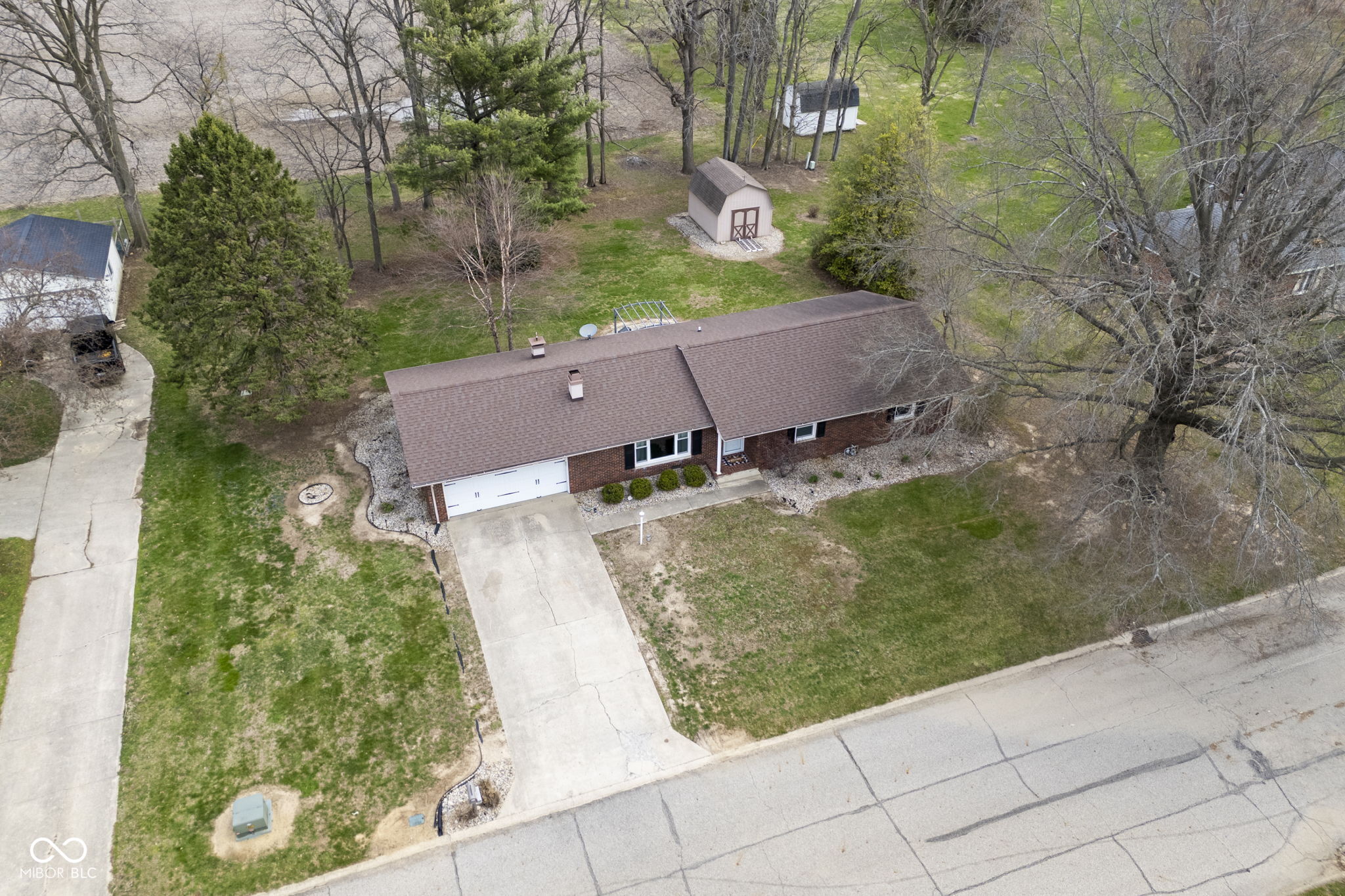 1448 N Lakeview Drive