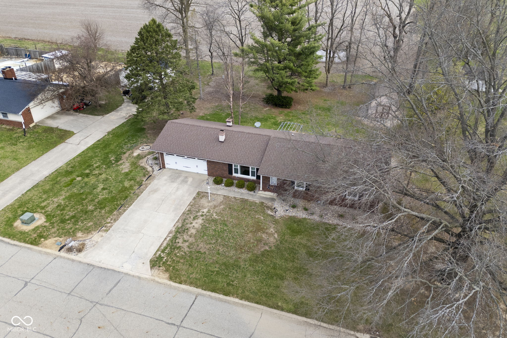 1448 N Lakeview Drive
