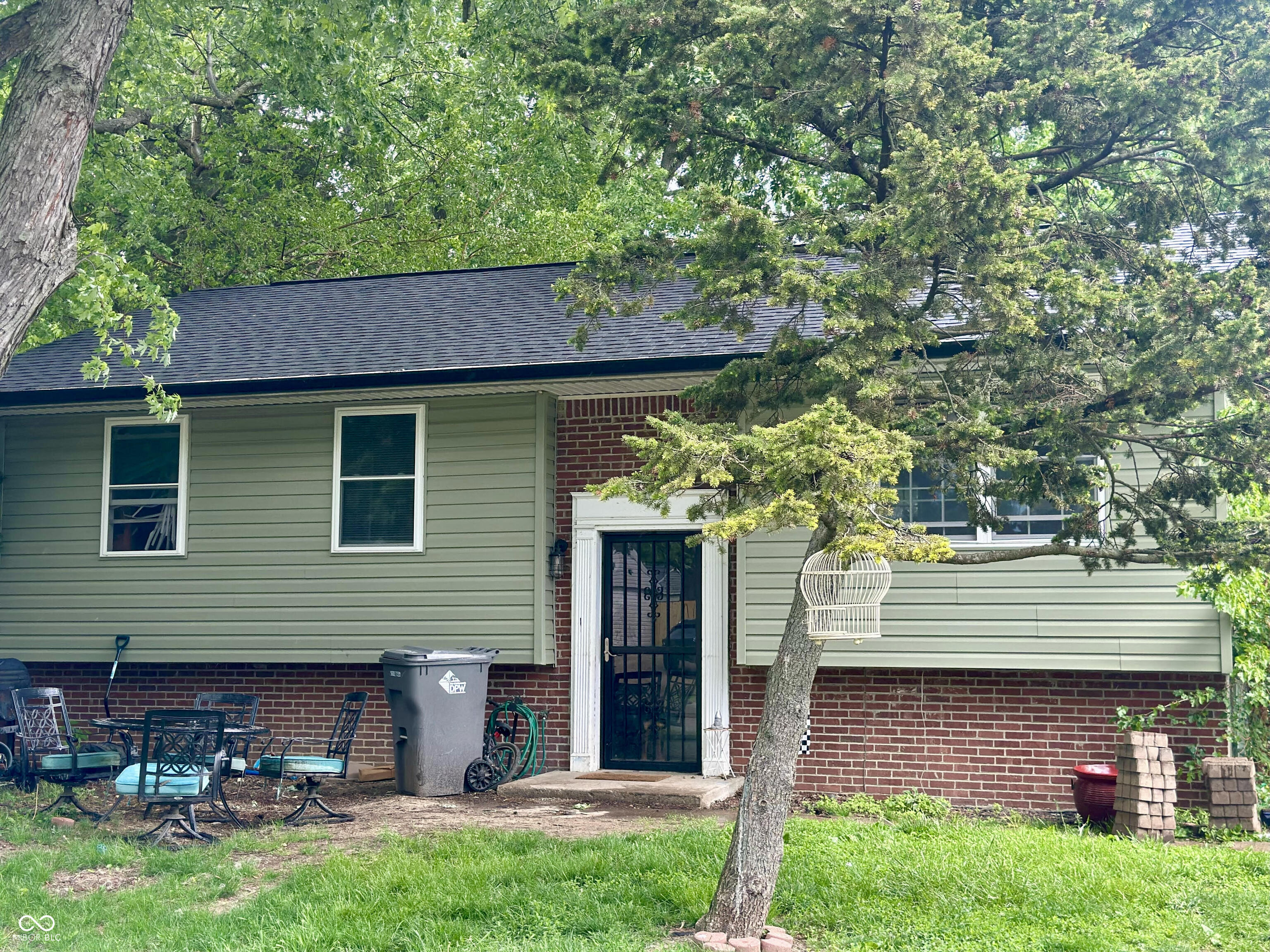 4007 Whitaker Drive