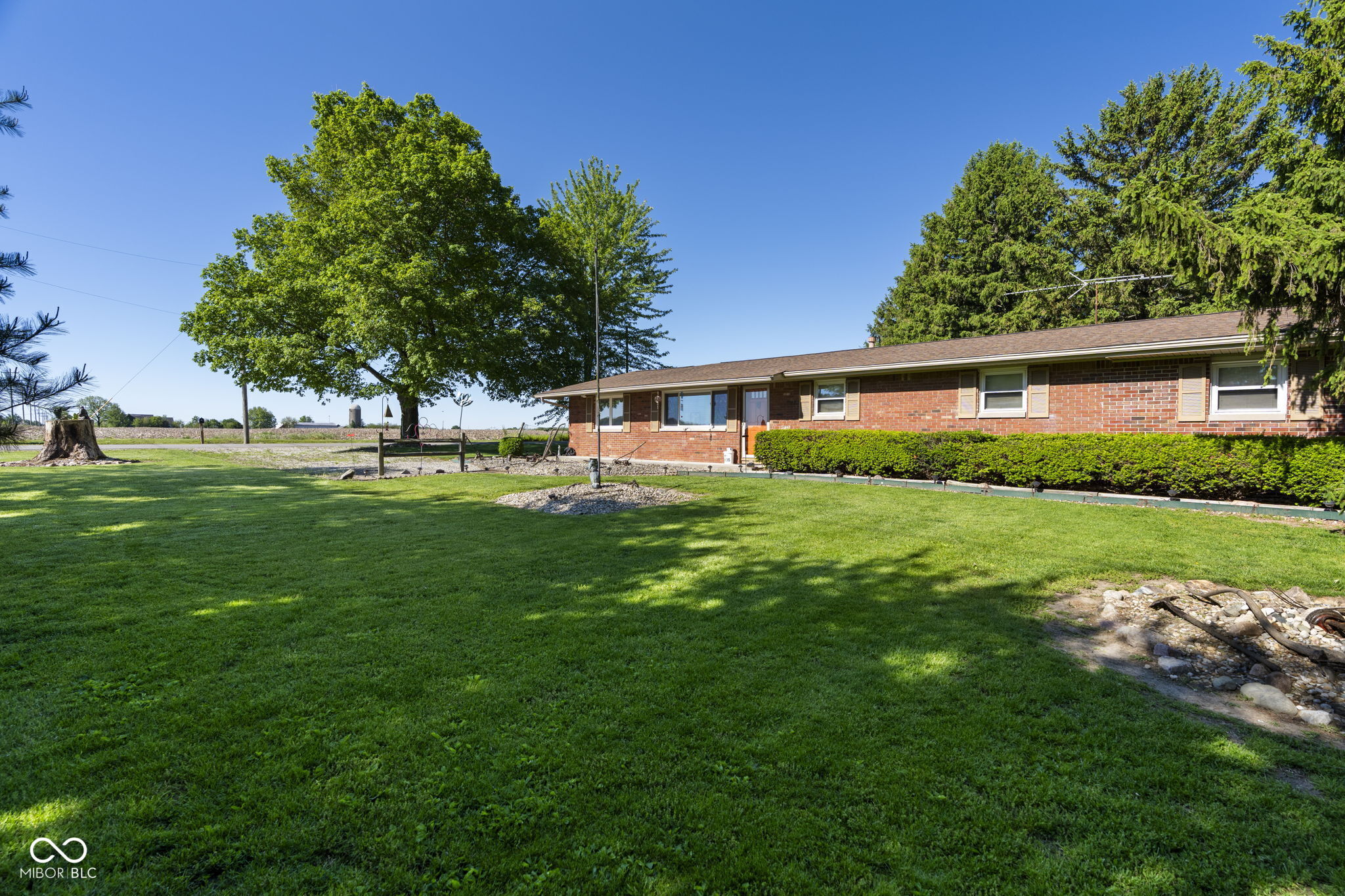 8016 N State Road 29