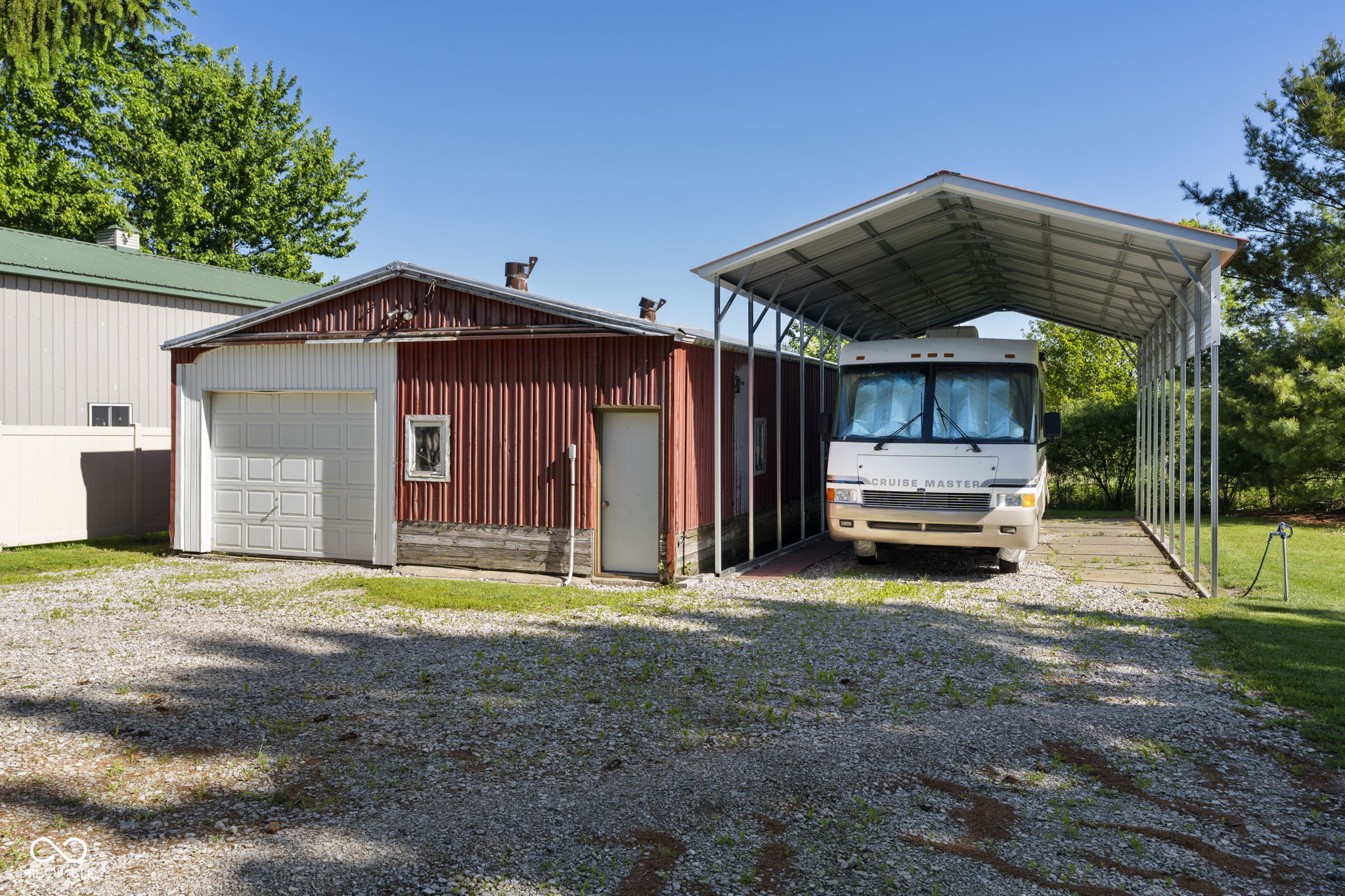 8016 N State Road 29