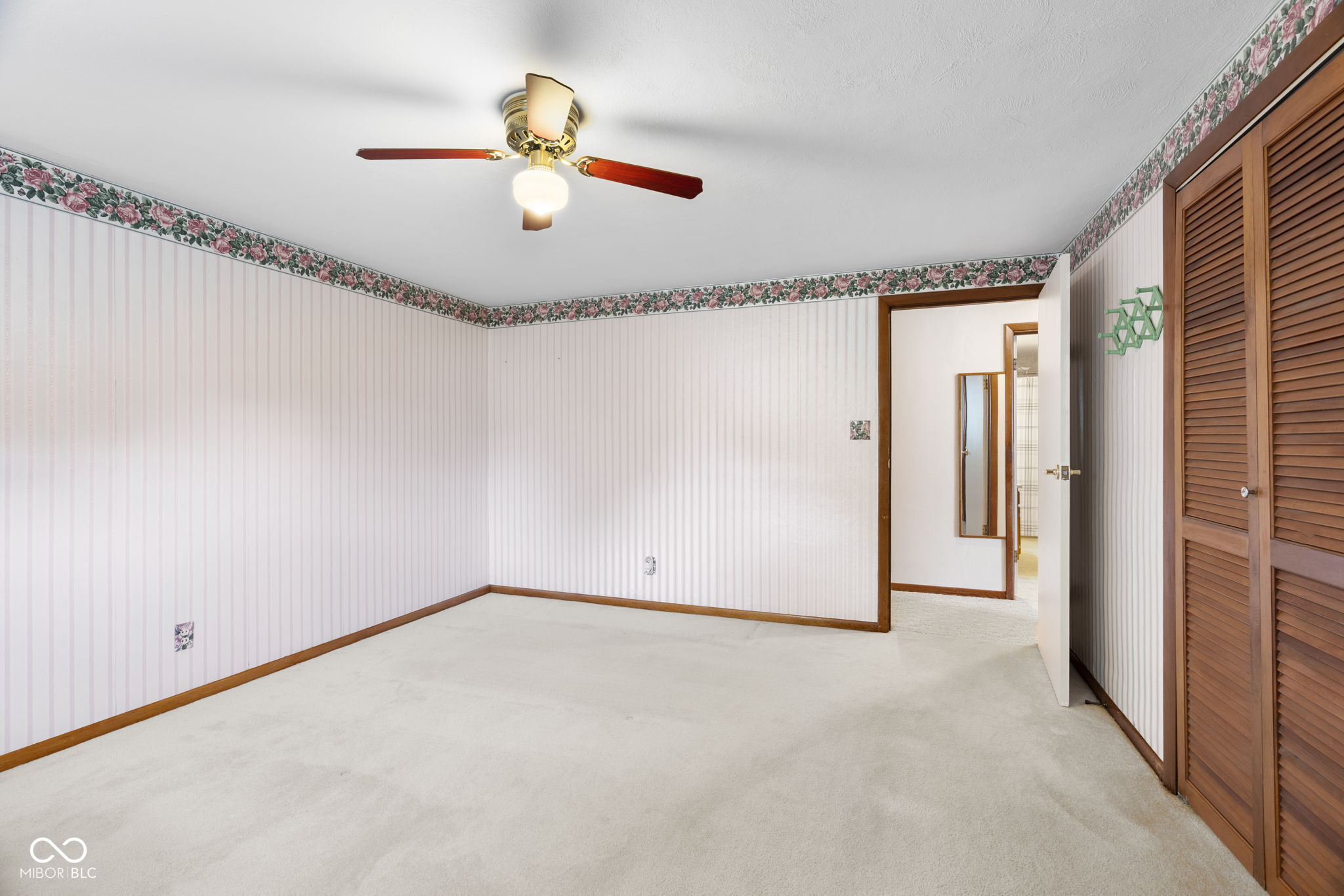 602 Macy Drive