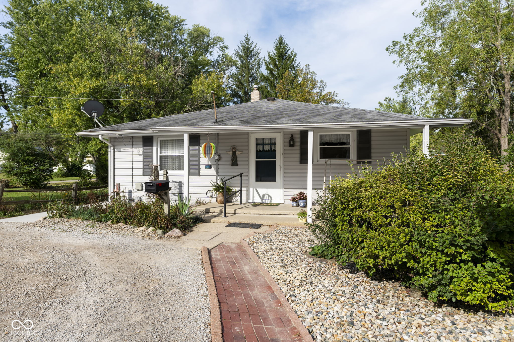 602 Macy Drive