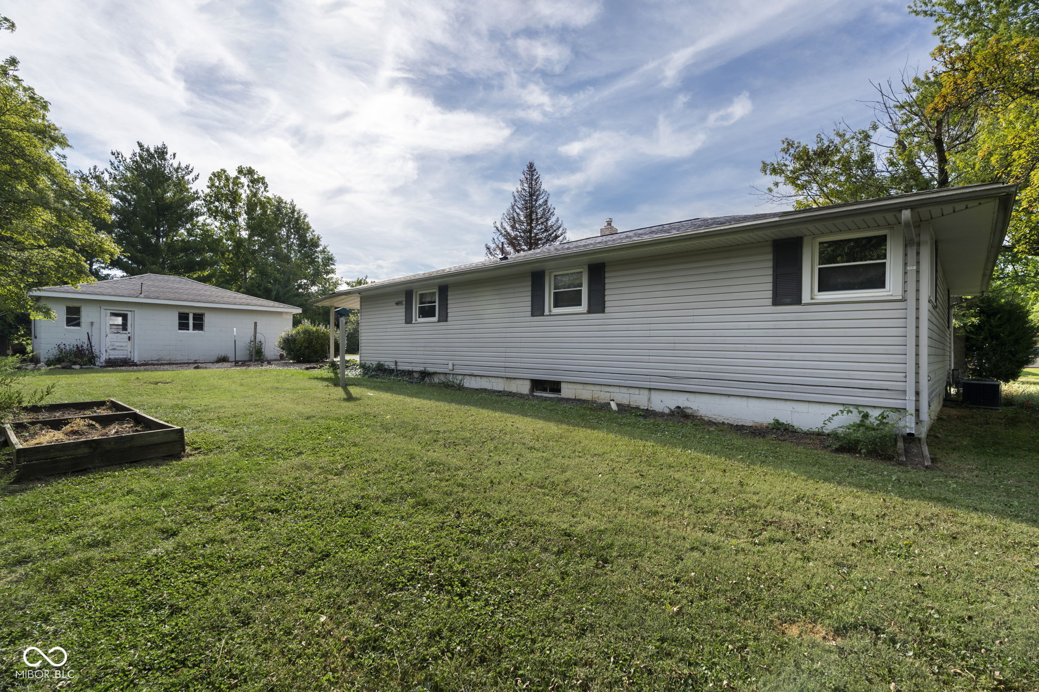602 Macy Drive