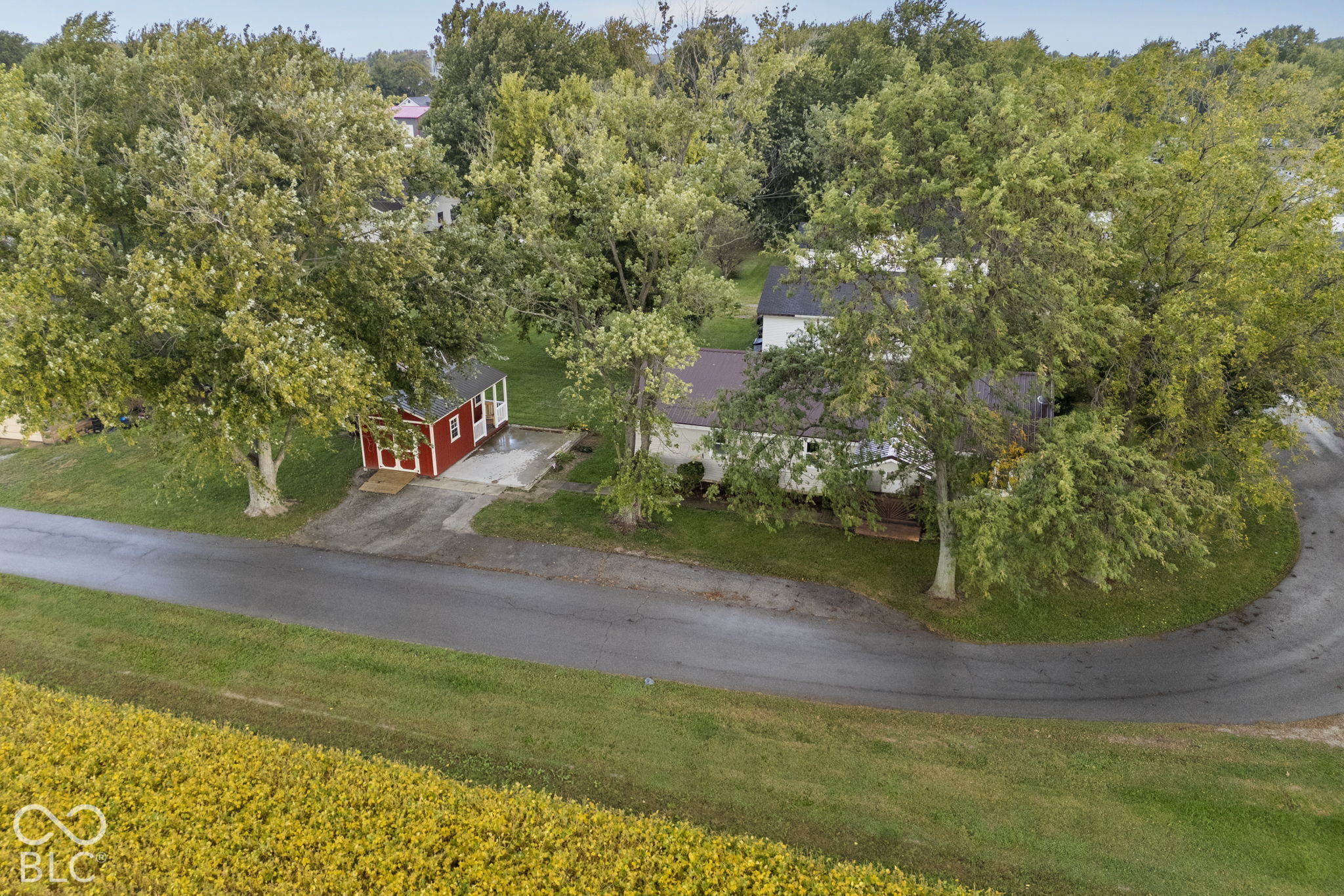 9440 Morrison