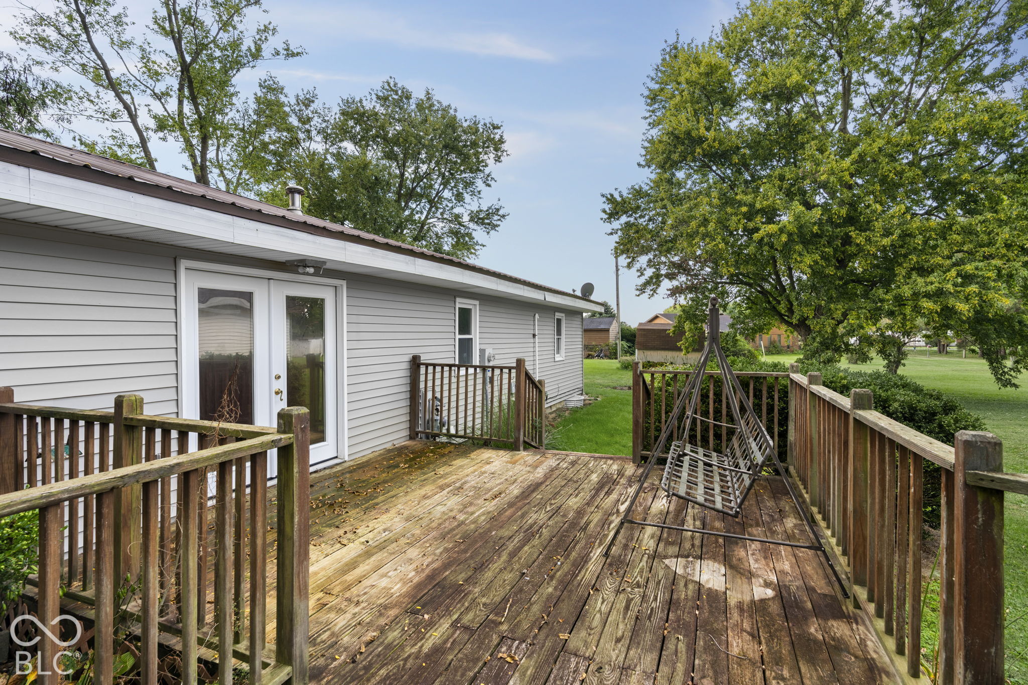 9440 Morrison