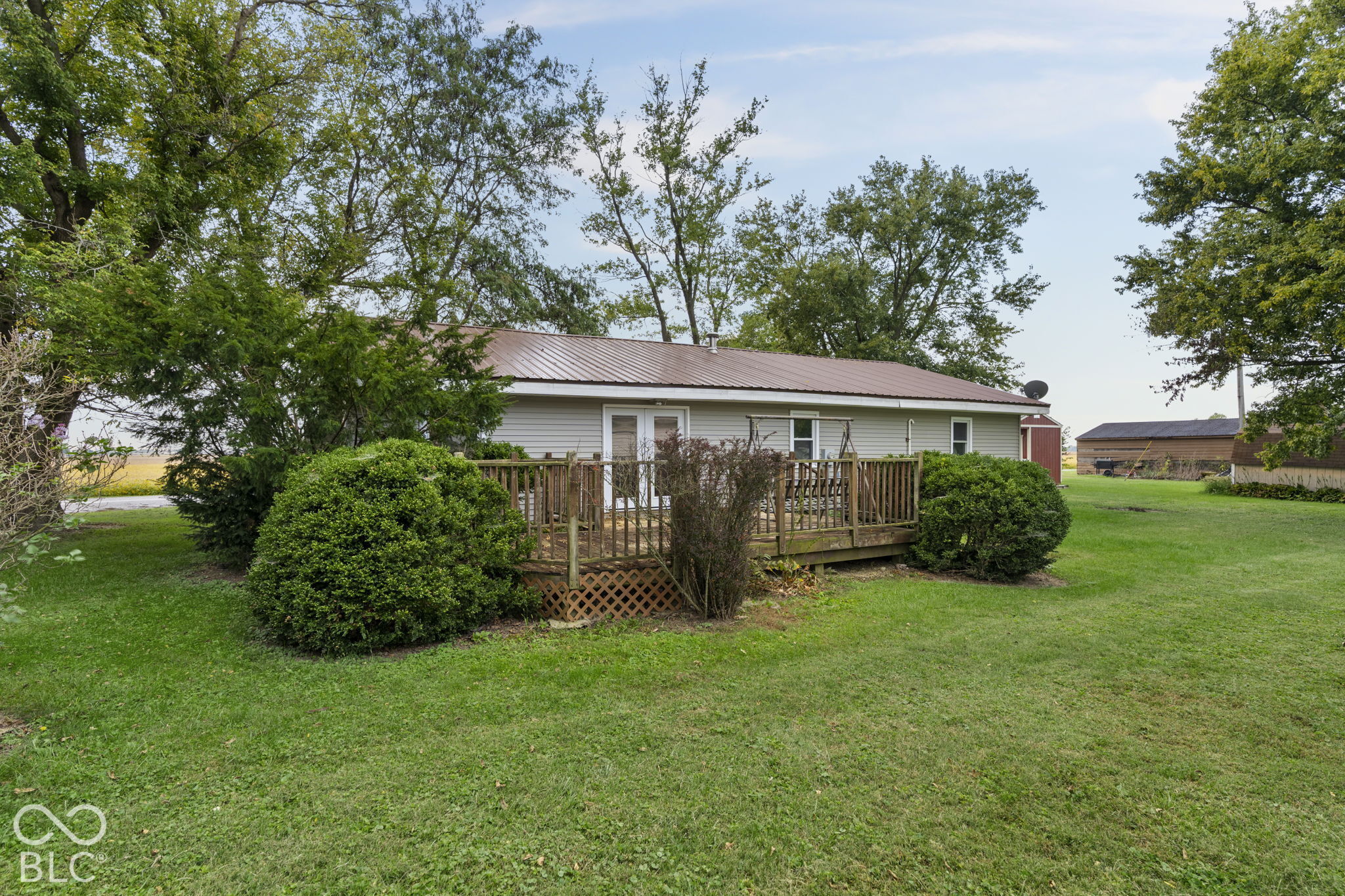 9440 Morrison