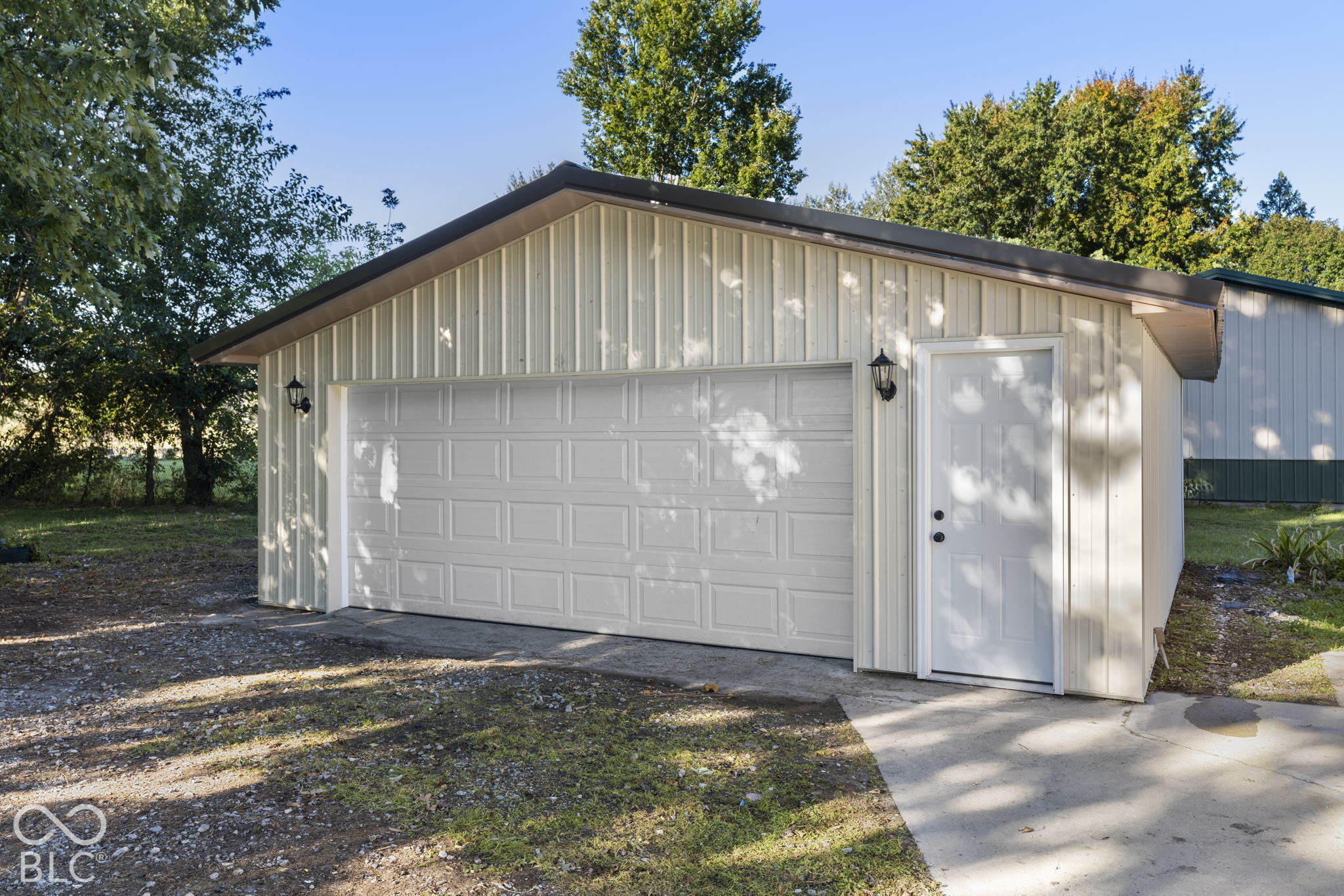 9193 E County Road 600 N